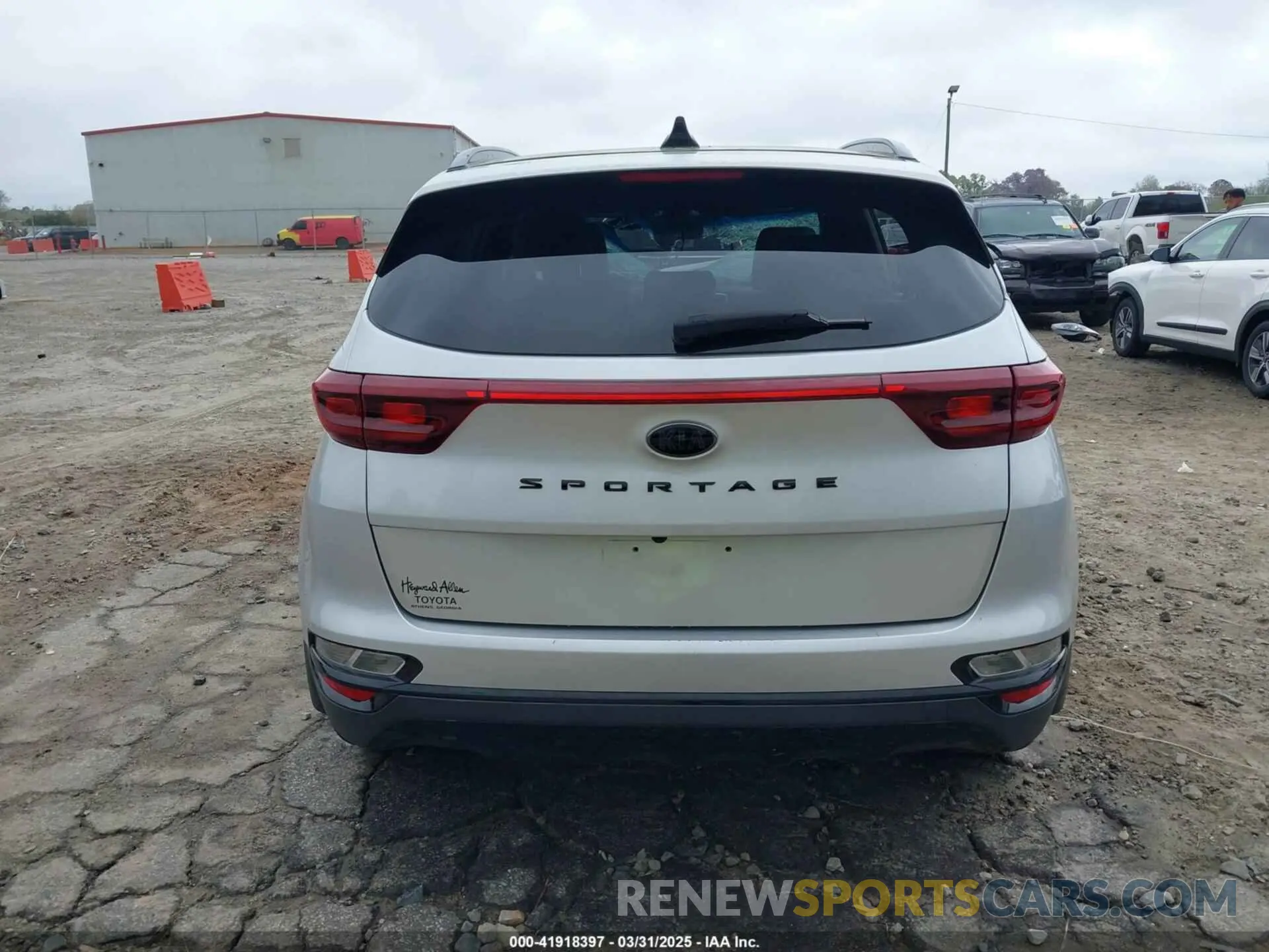 16 fotografías del automóvil dañado KNDP63AC1M7858839 KIA SPORTAGE 2021