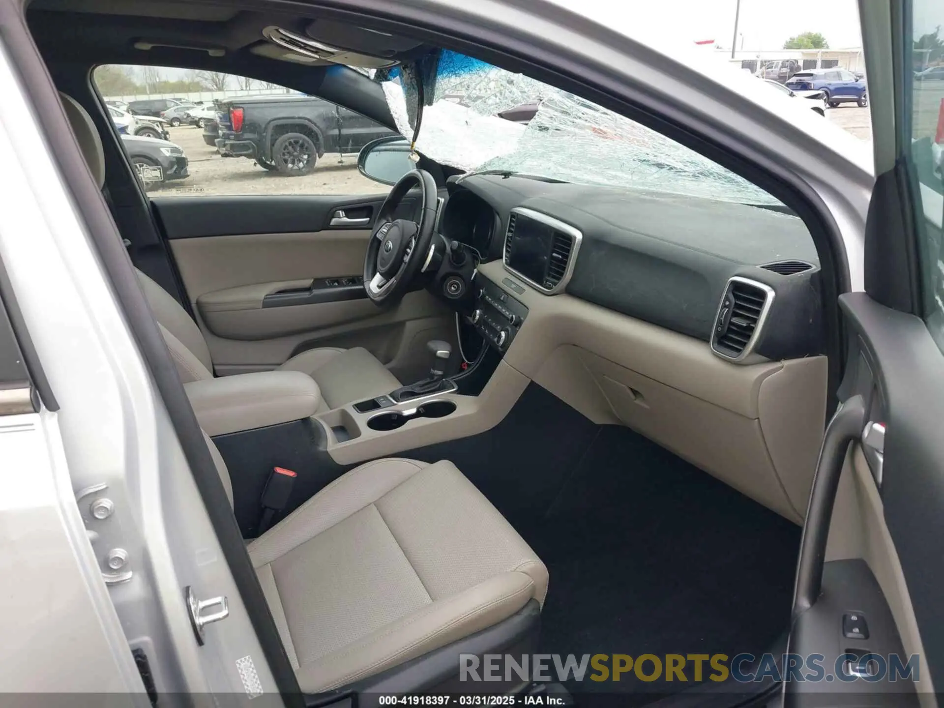 5 fotografías del automóvil dañado KNDP63AC1M7858839 KIA SPORTAGE 2021