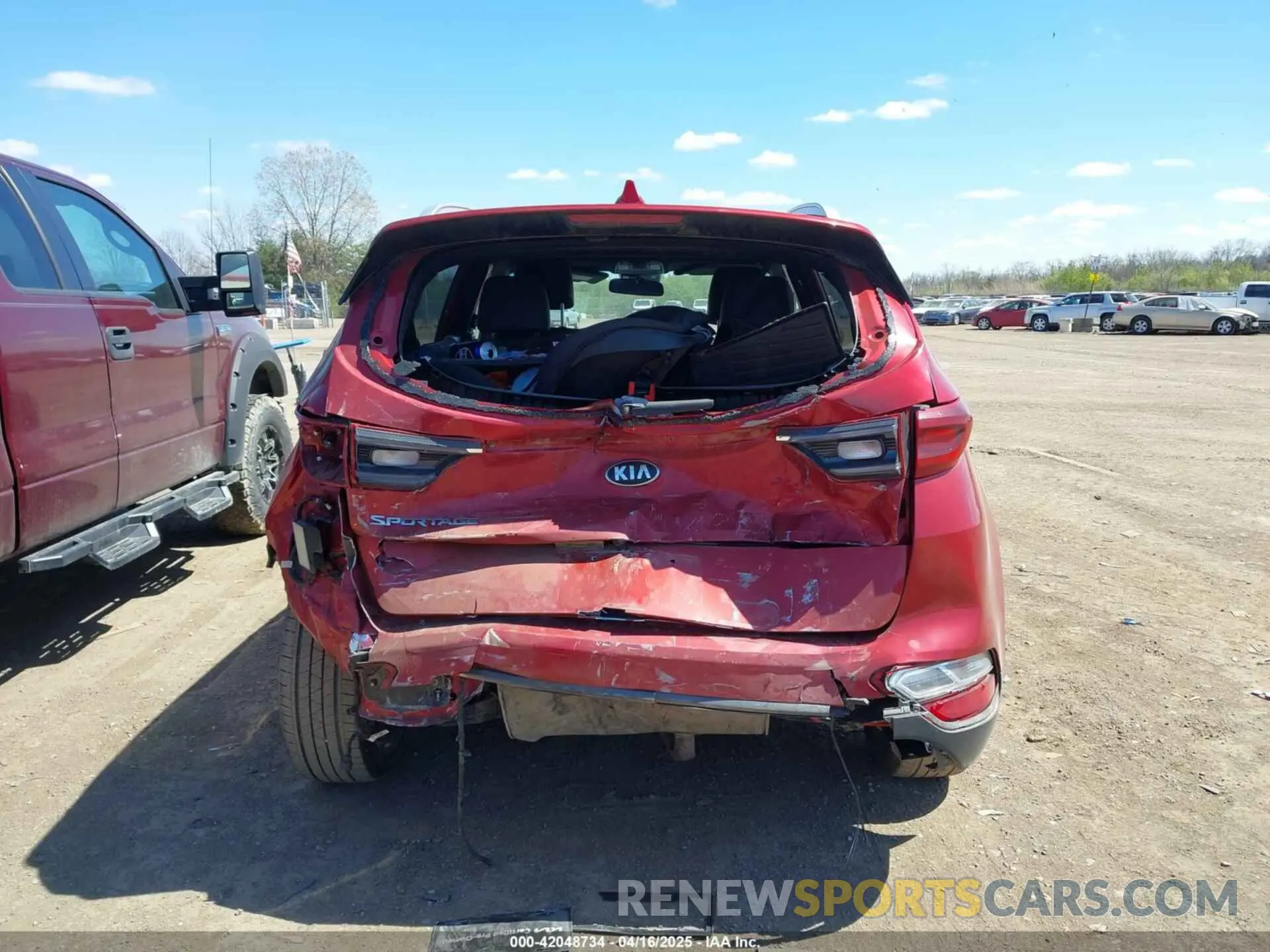 17 fotografías del automóvil dañado KNDP63AC1M7888584 KIA SPORTAGE 2021