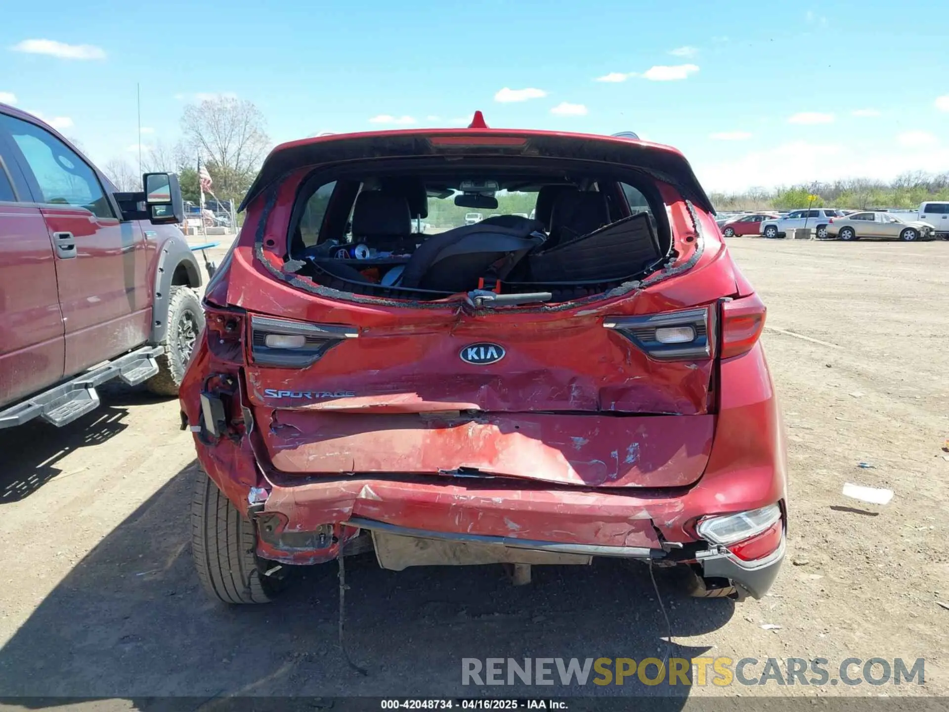 6 fotografías del automóvil dañado KNDP63AC1M7888584 KIA SPORTAGE 2021