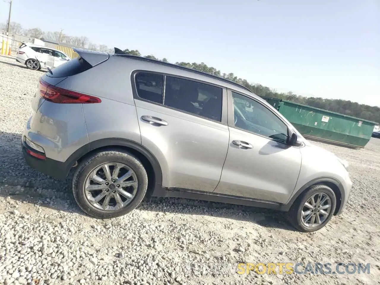 3 fotografías del automóvil dañado KNDP63AC2M7873771 KIA SPORTAGE 2021