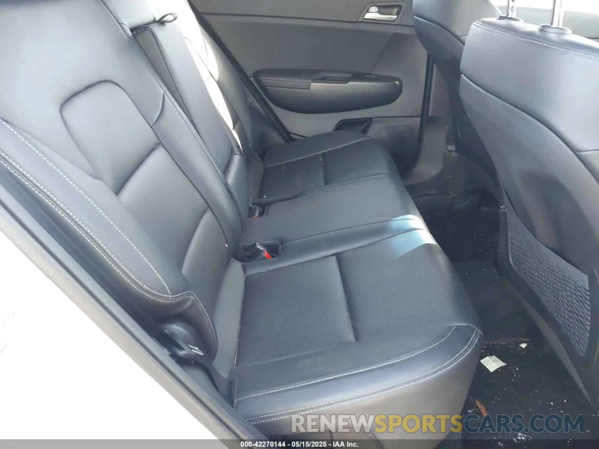 8 fotografías del automóvil dañado KNDP63AC3M7927658 KIA SPORTAGE 2021