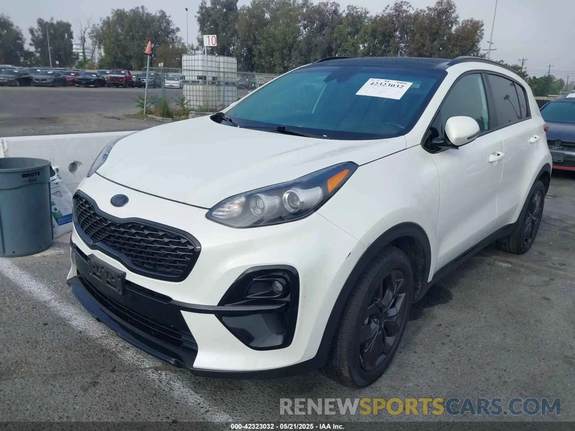 2 fotografías del automóvil dañado KNDP63AC9M7891166 KIA SPORTAGE 2021