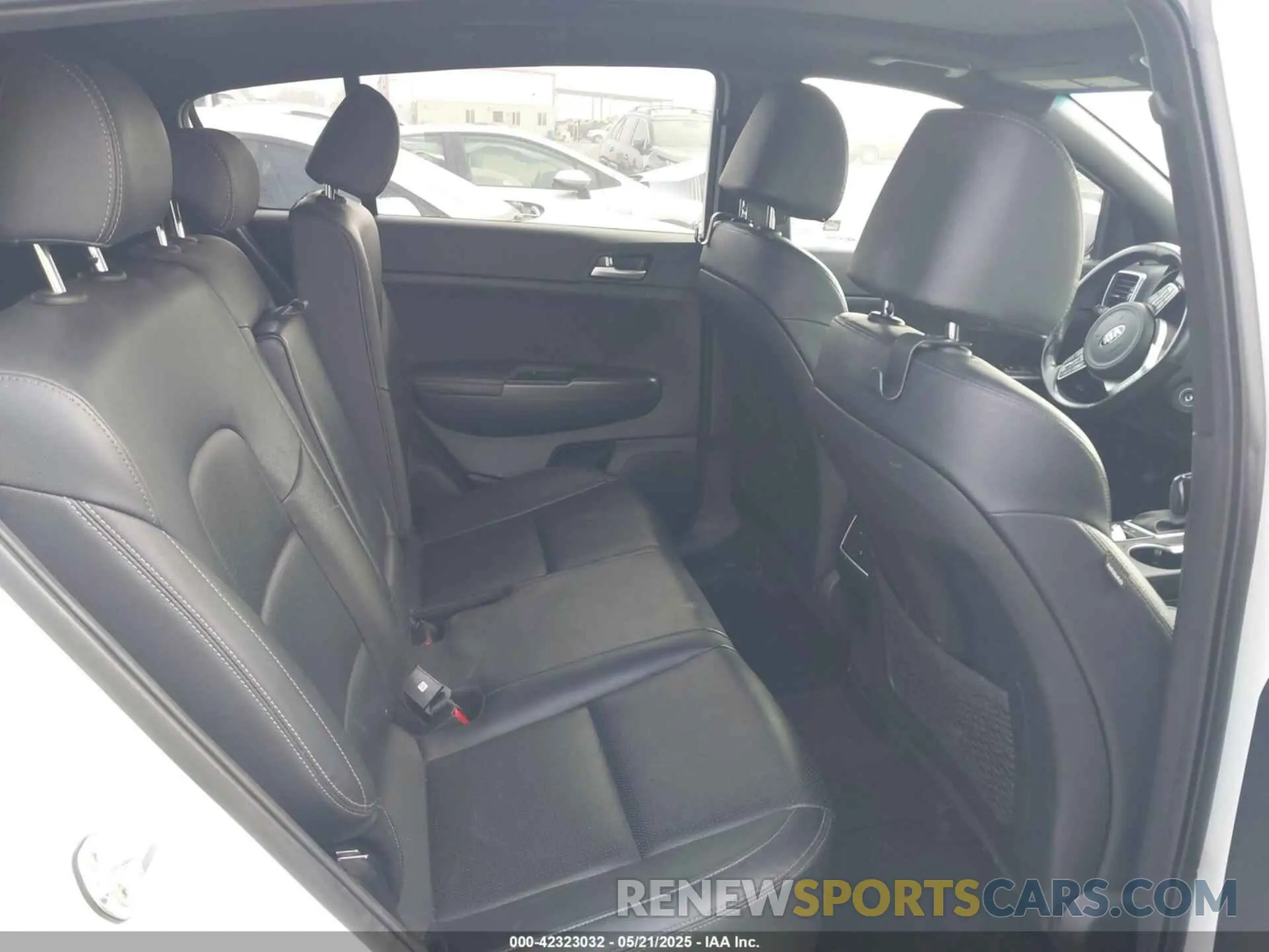8 fotografías del automóvil dañado KNDP63AC9M7891166 KIA SPORTAGE 2021