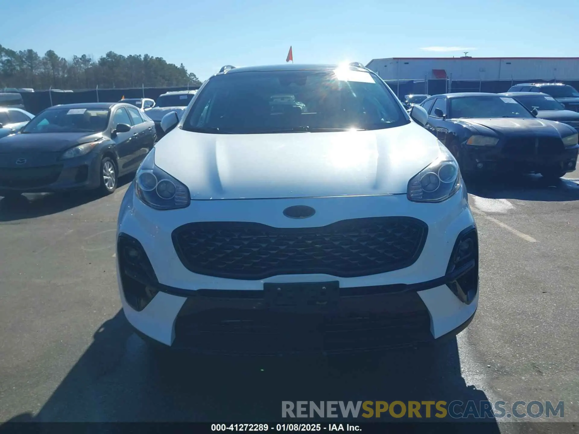 12 fotografías del automóvil dañado KNDP63ACXM7888003 KIA SPORTAGE 2021