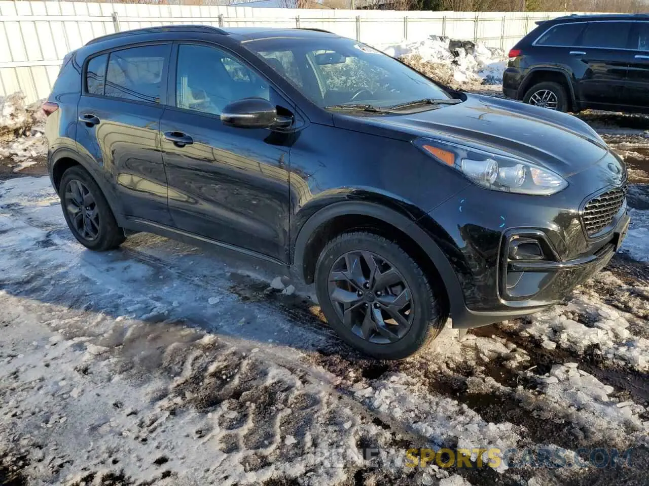 4 fotografías del automóvil dañado KNDP6CAC4M7888482 KIA SPORTAGE 2021