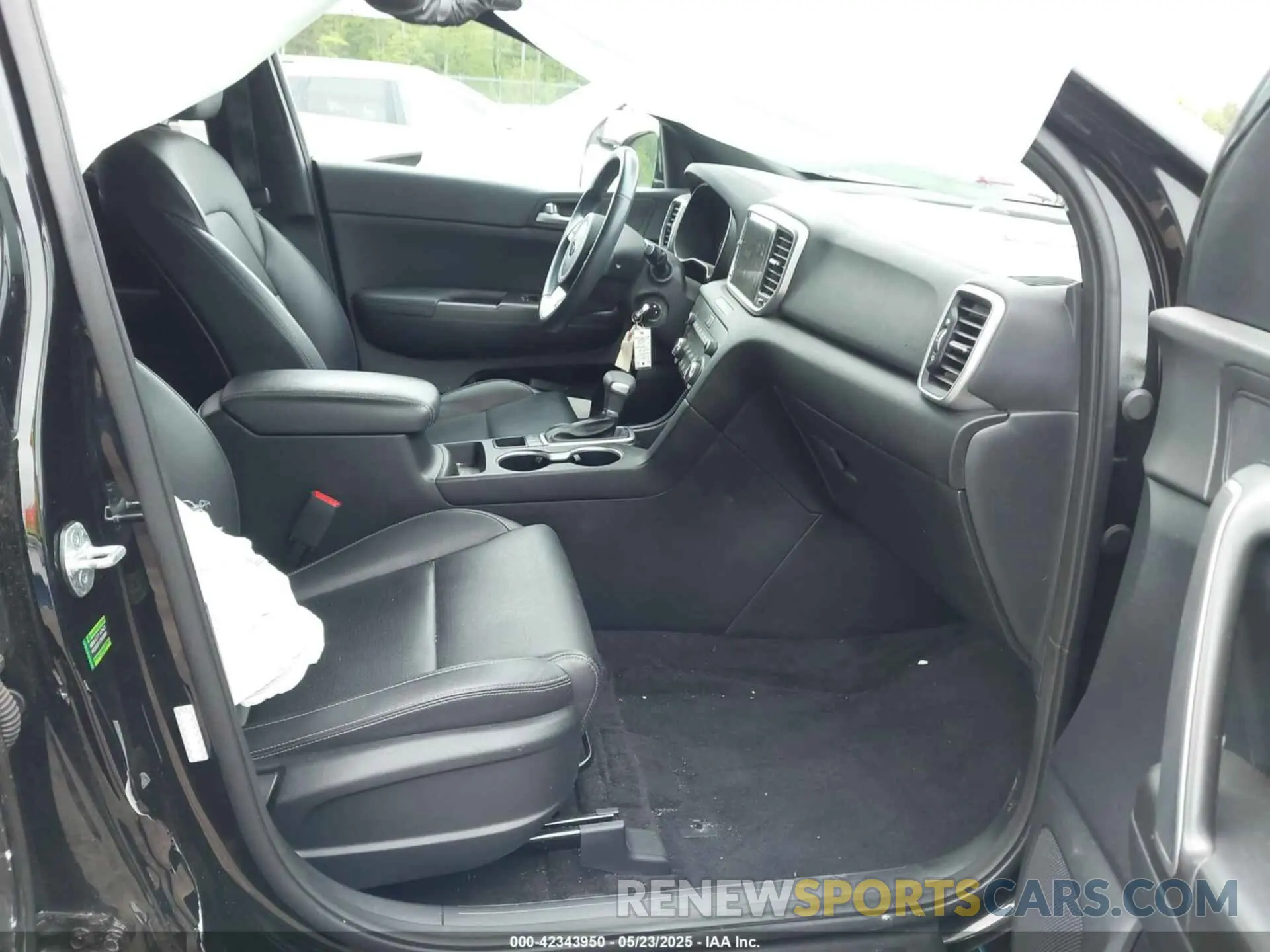 5 fotografías del automóvil dañado KNDP6CAC6M7897040 KIA SPORTAGE 2021