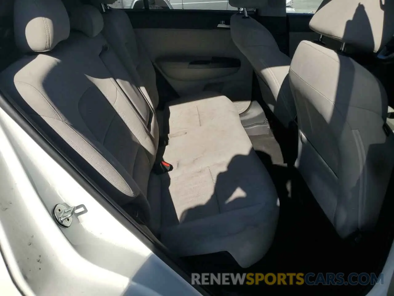 12 fotografías del automóvil dañado KNDPM3AC0M7874889 KIA SPORTAGE 2021