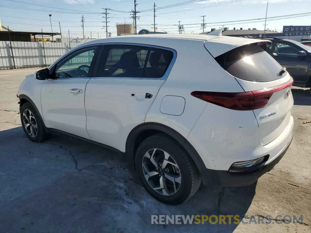 2 fotografías del automóvil dañado KNDPM3AC0M7874889 KIA SPORTAGE 2021