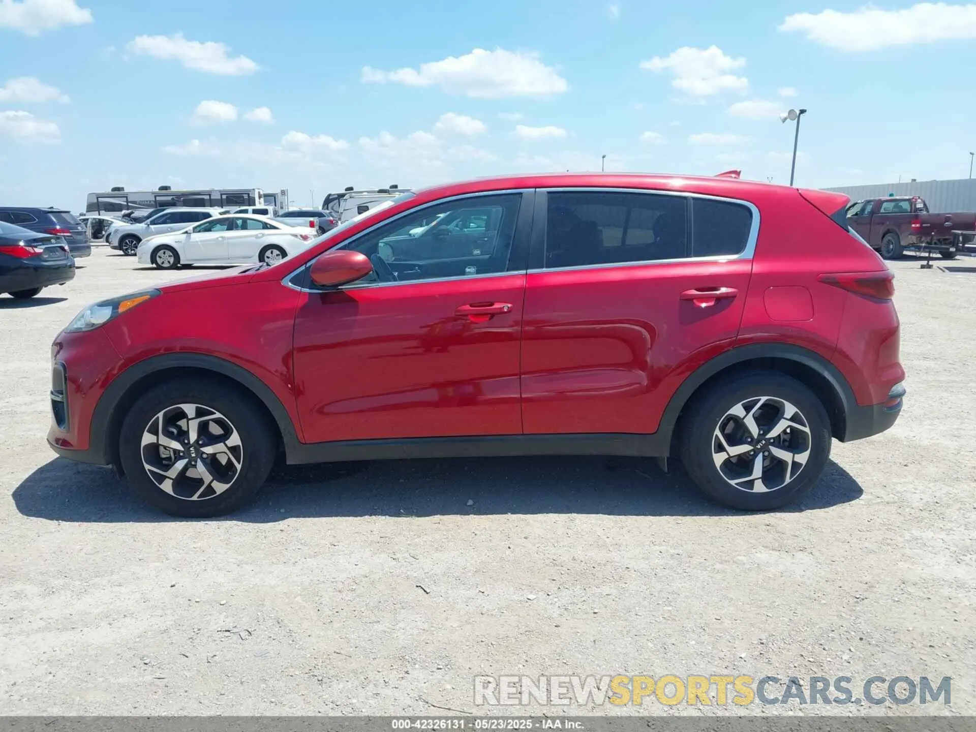 14 fotografías del automóvil dañado KNDPM3AC1M7873721 KIA SPORTAGE 2021