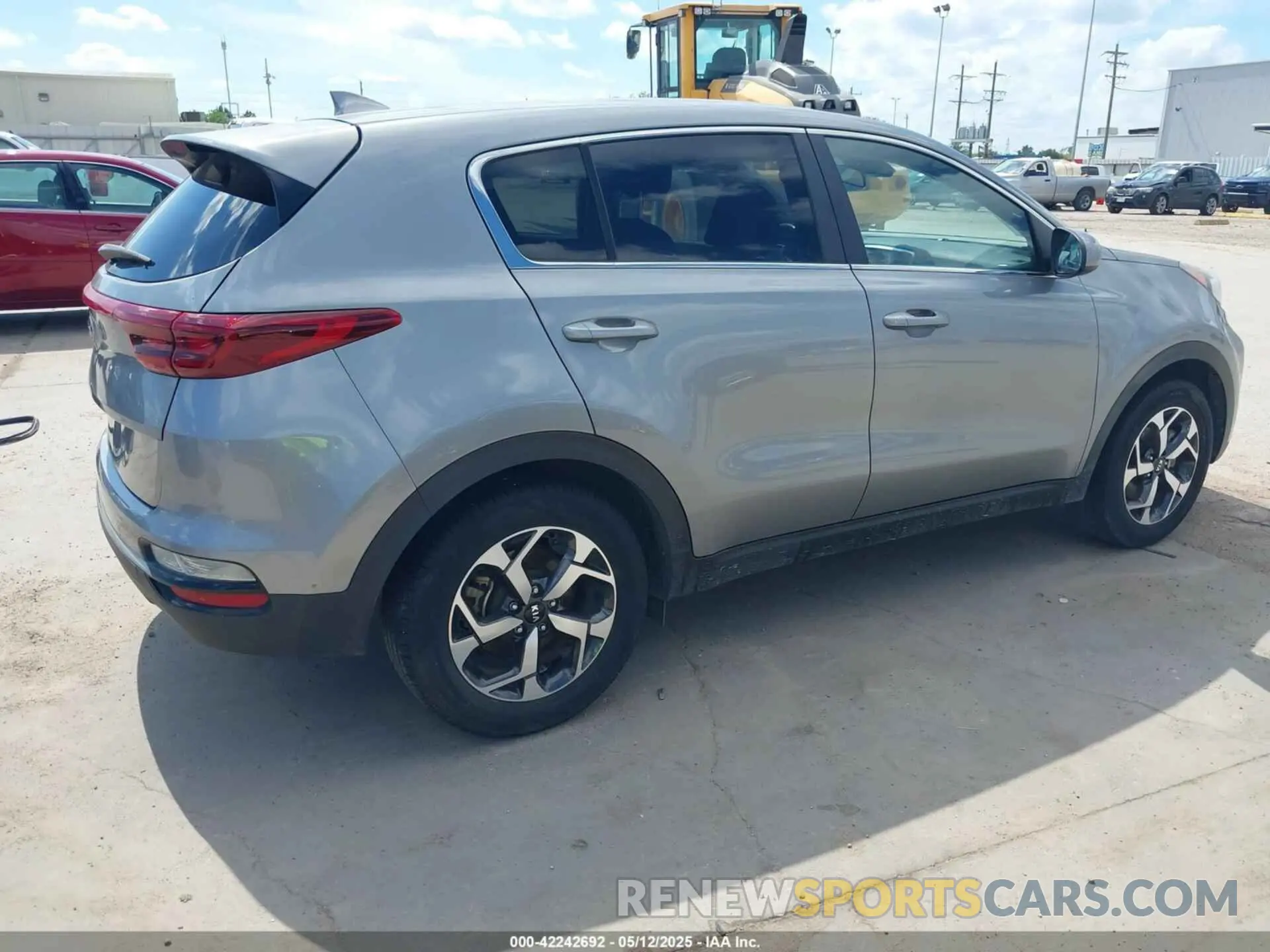 4 fotografías del automóvil dañado KNDPM3AC3M7842843 KIA SPORTAGE 2021