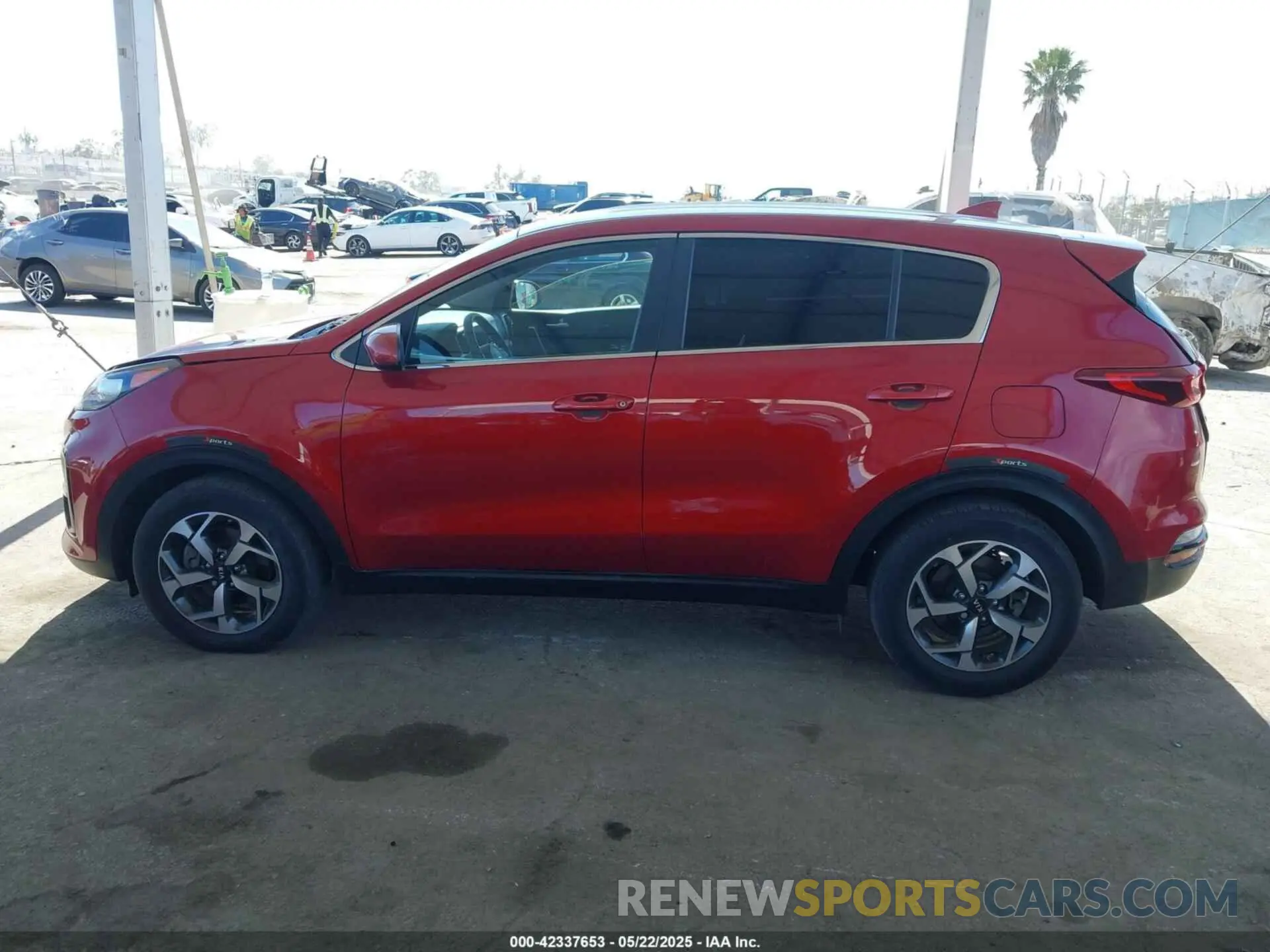 14 fotografías del automóvil dañado KNDPM3AC3M7843829 KIA SPORTAGE 2021