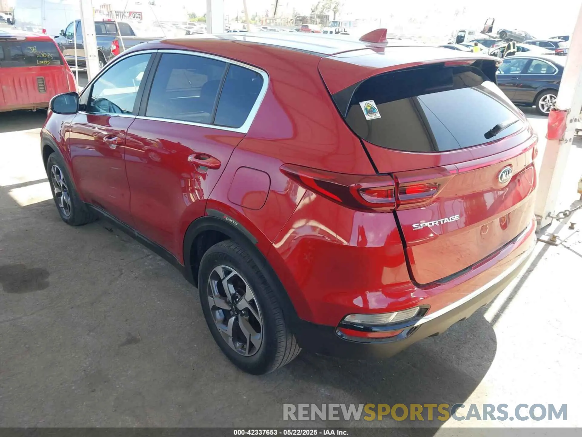 3 fotografías del automóvil dañado KNDPM3AC3M7843829 KIA SPORTAGE 2021