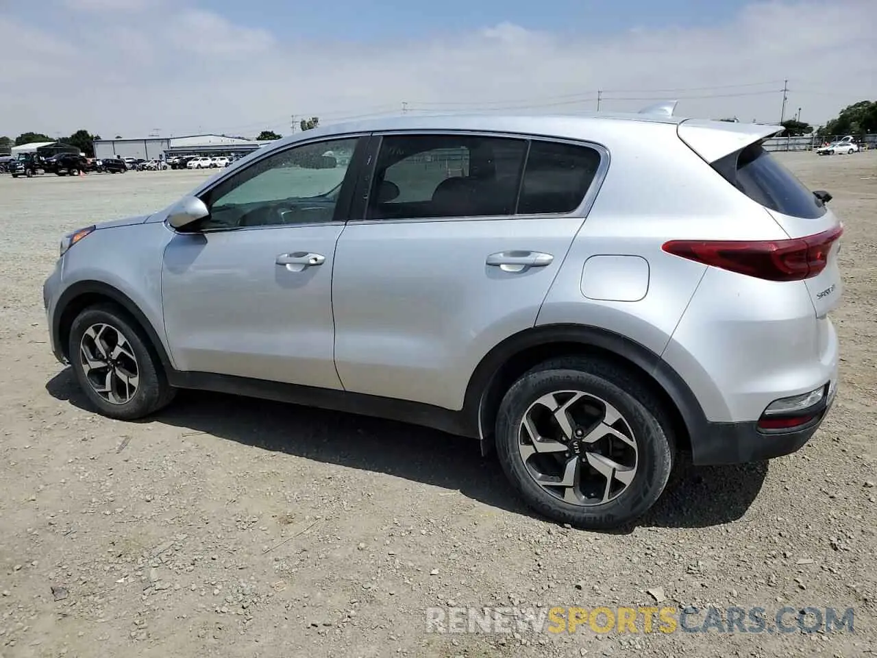 2 fotografías del automóvil dañado KNDPM3AC3M7863045 KIA SPORTAGE 2021