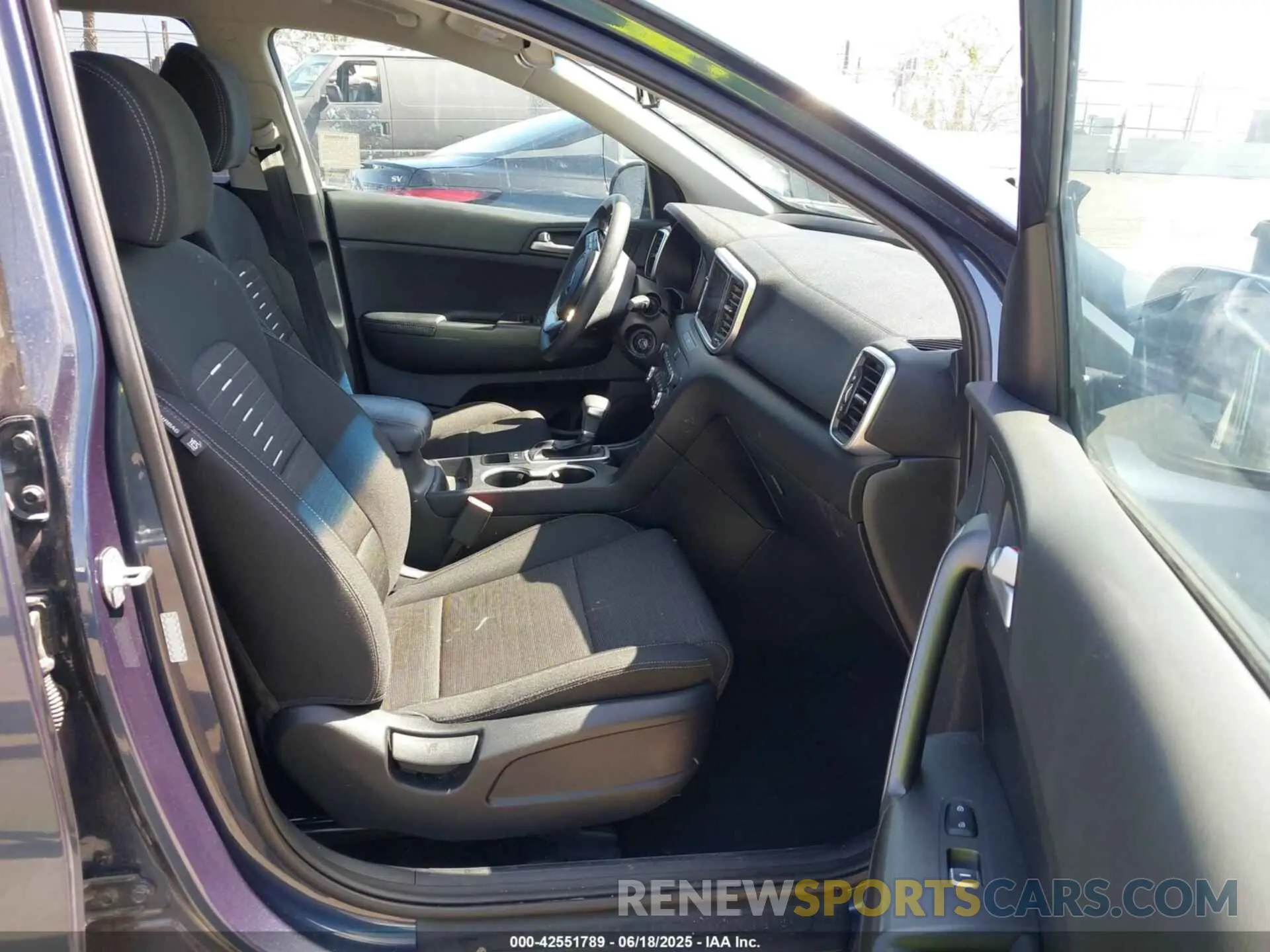 5 fotografías del automóvil dañado KNDPM3AC4M7888598 KIA SPORTAGE 2021