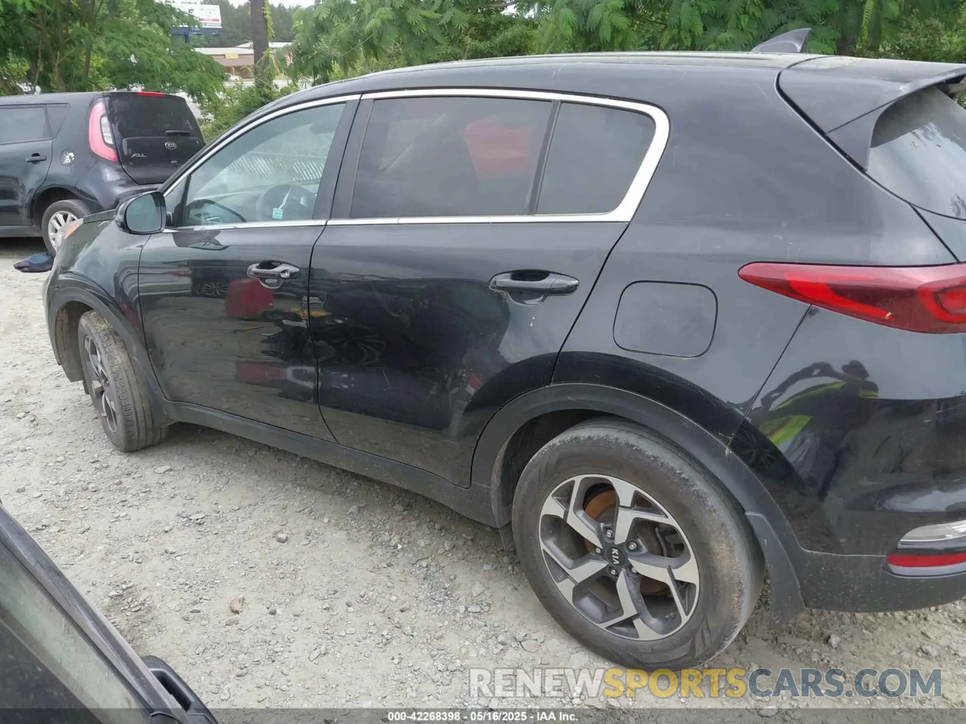 13 fotografías del automóvil dañado KNDPM3AC5M7930664 KIA SPORTAGE 2021
