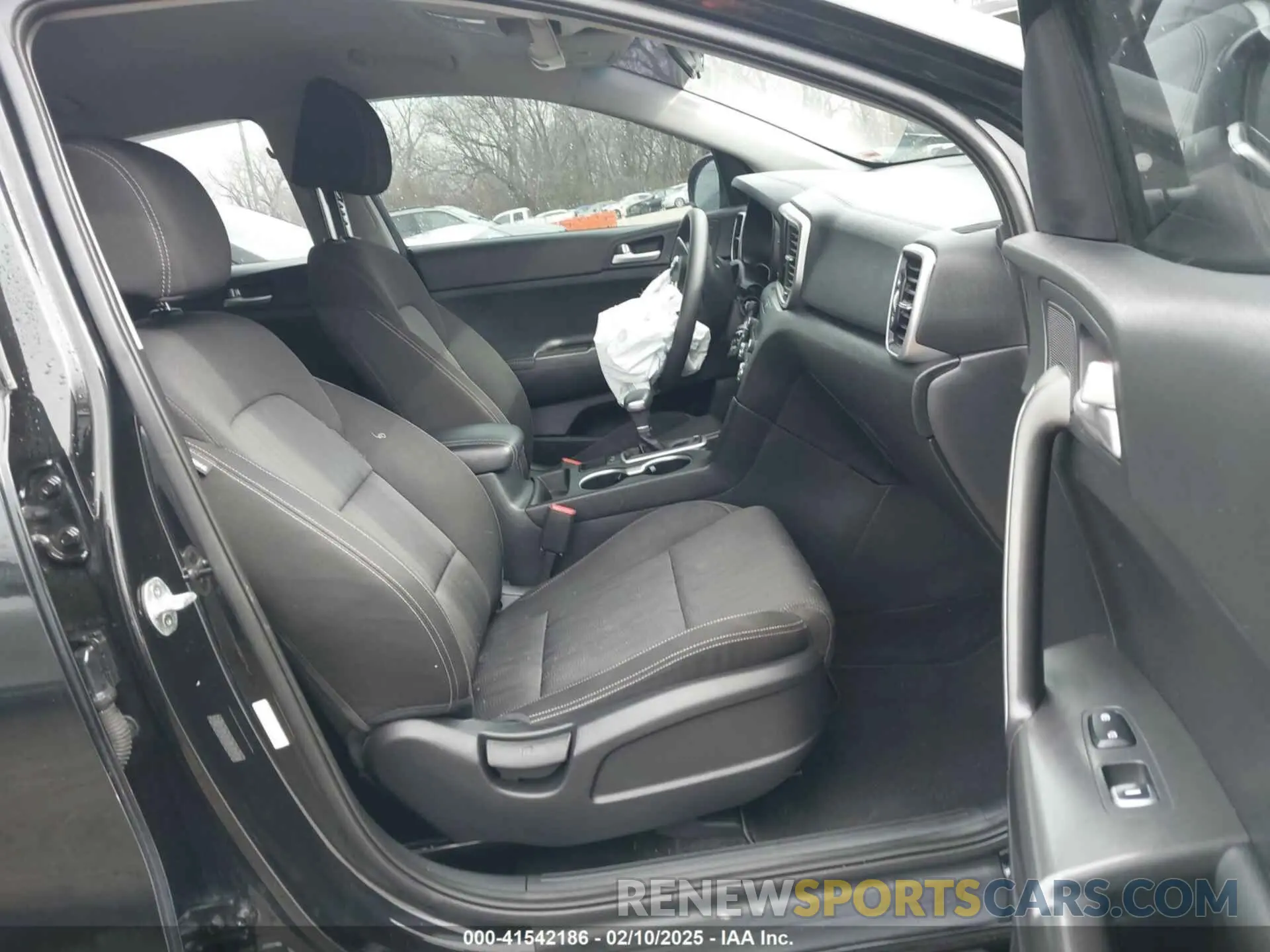 5 fotografías del automóvil dañado KNDPM3AC6M7858714 KIA SPORTAGE 2021