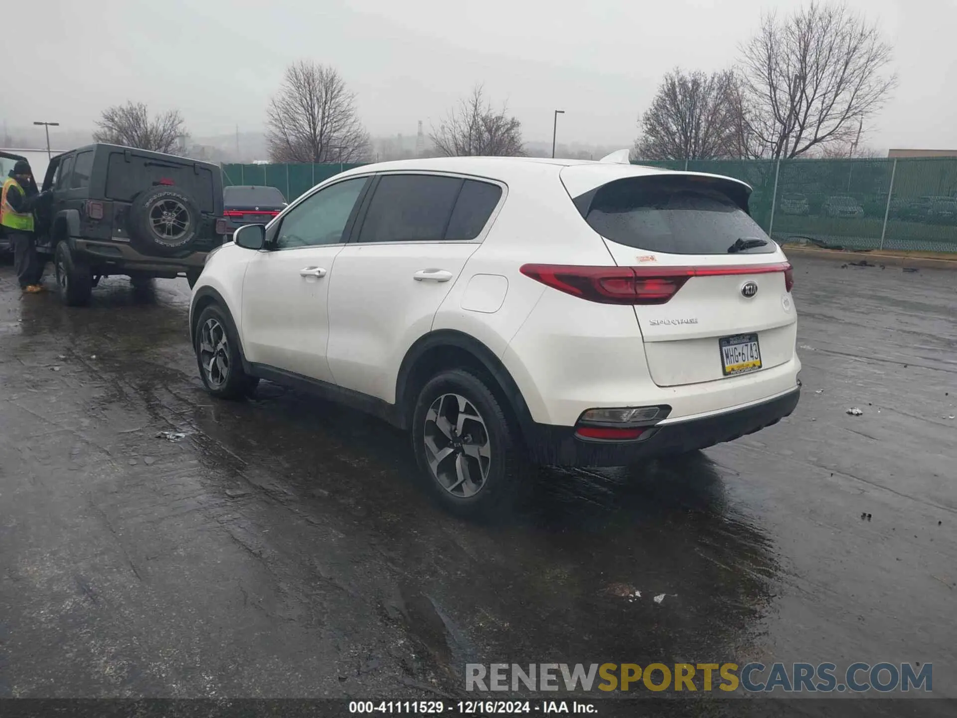 3 fotografías del automóvil dañado KNDPM3AC6M7930687 KIA SPORTAGE 2021
