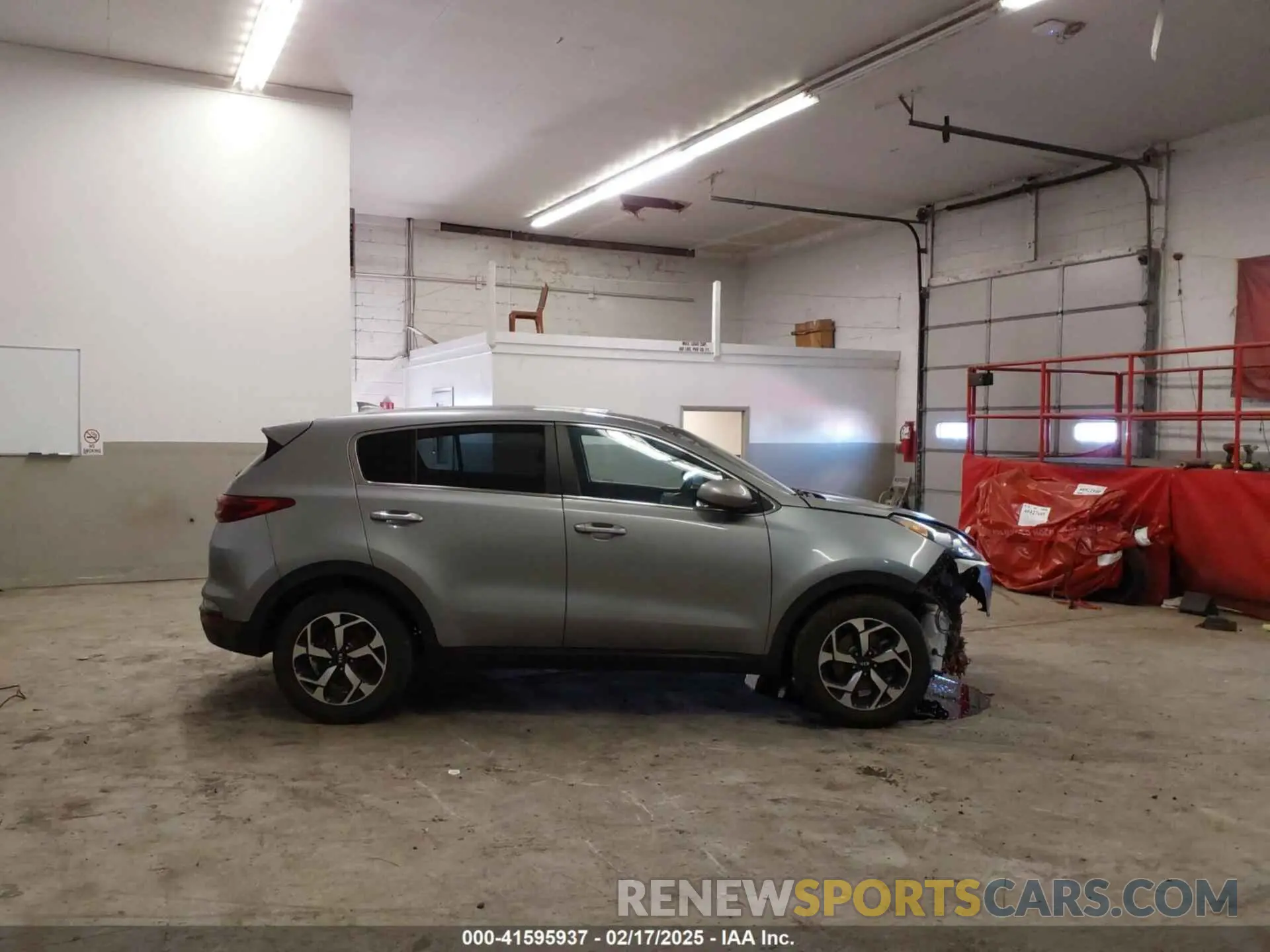 13 fotografías del automóvil dañado KNDPM3AC9M7864071 KIA SPORTAGE 2021