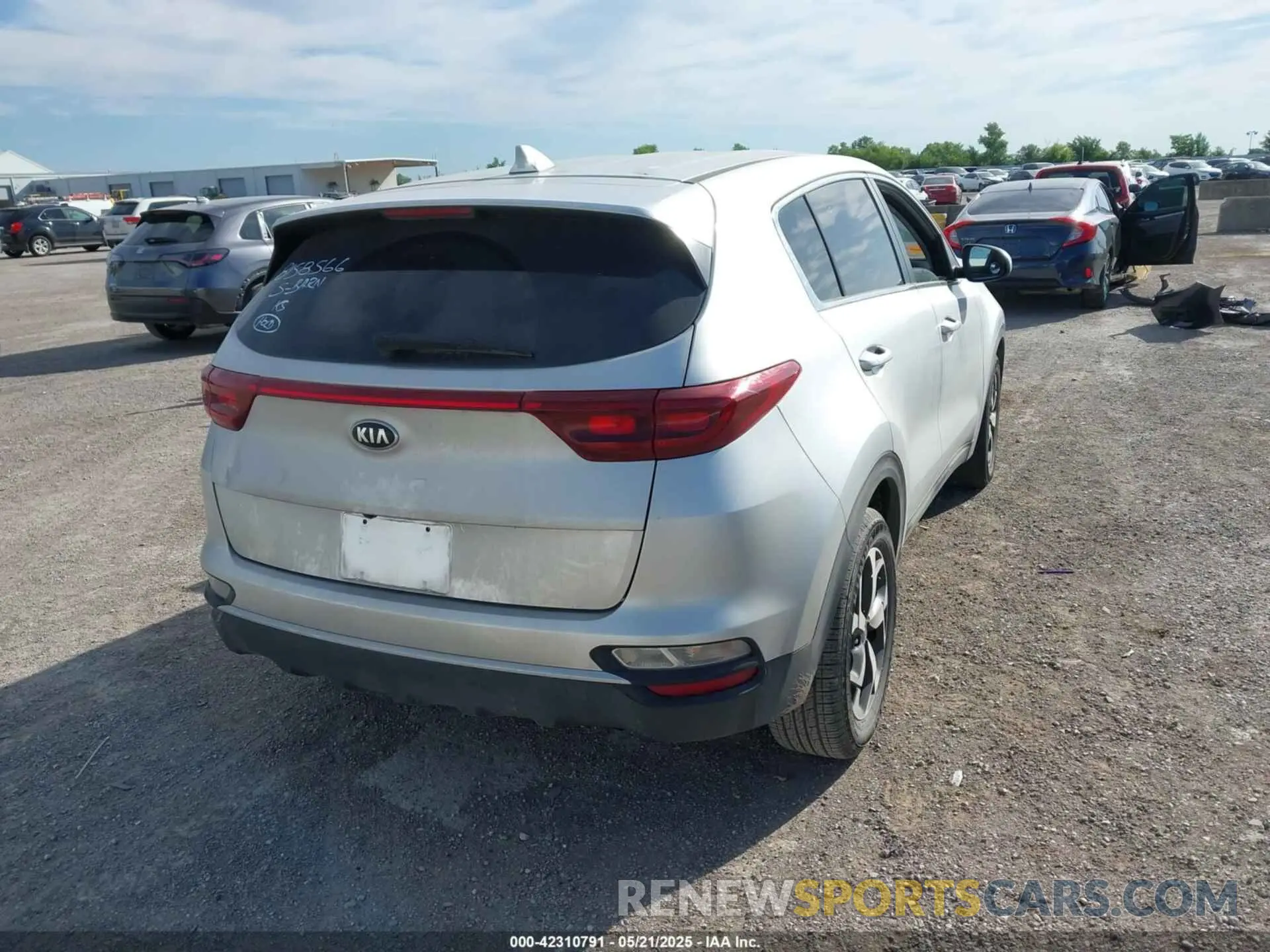 4 fotografías del automóvil dañado KNDPM3AC9M7898690 KIA SPORTAGE 2021