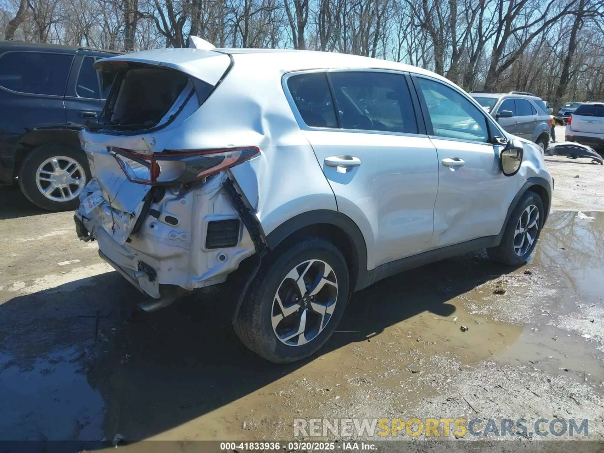 4 fotografías del automóvil dañado KNDPM3AC9M7927654 KIA SPORTAGE 2021