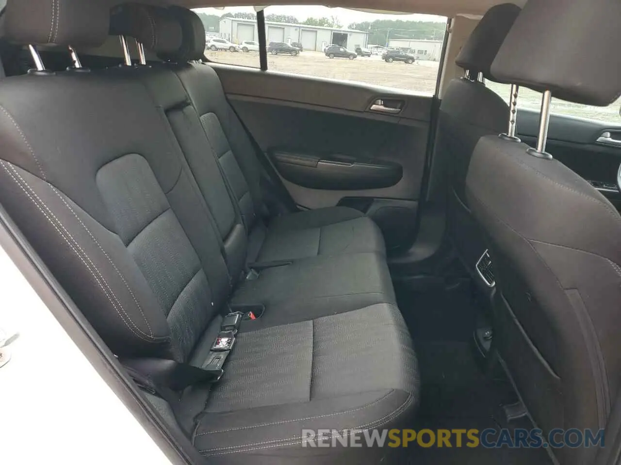 10 fotografías del automóvil dañado KNDPM3ACXM7945208 KIA SPORTAGE 2021