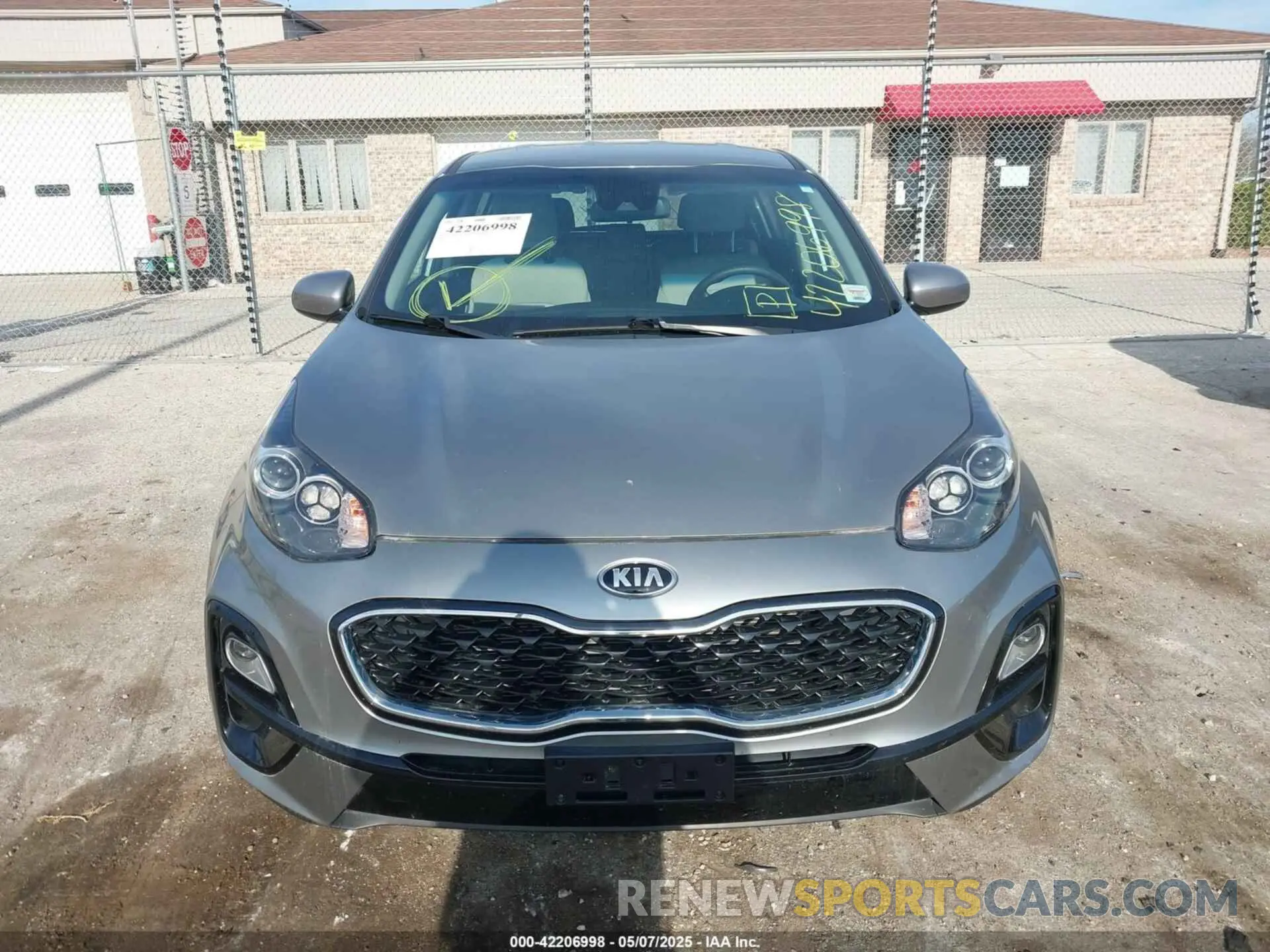 12 fotografías del automóvil dañado KNDPMCAC0M7862502 KIA SPORTAGE 2021