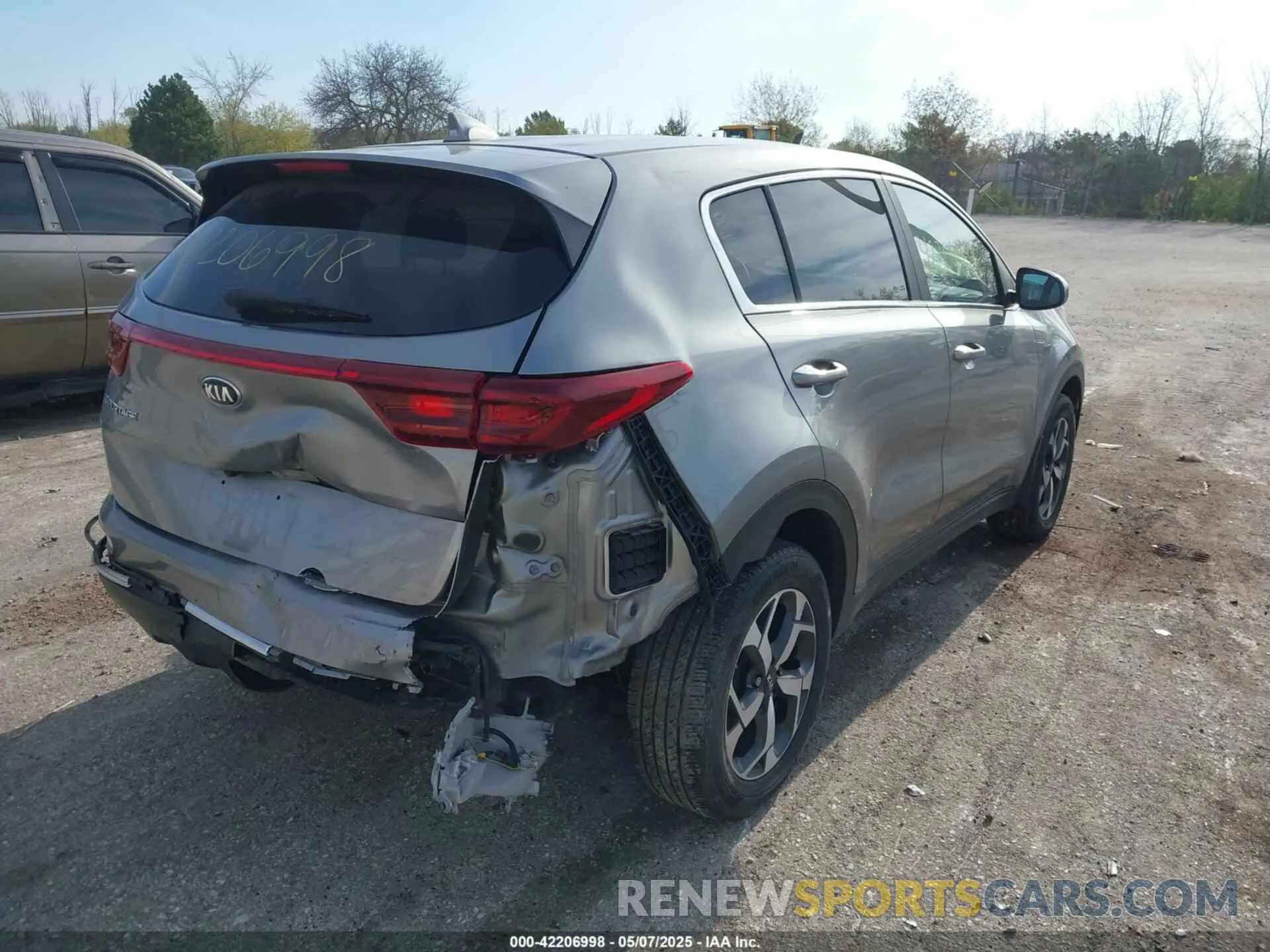 6 fotografías del automóvil dañado KNDPMCAC0M7862502 KIA SPORTAGE 2021