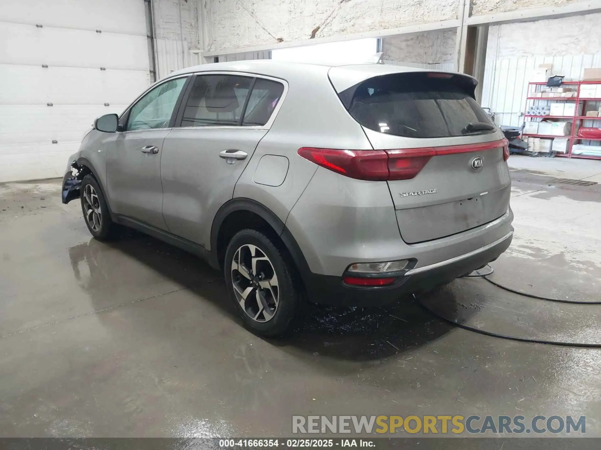 3 fotografías del automóvil dañado KNDPMCAC2M7886638 KIA SPORTAGE 2021