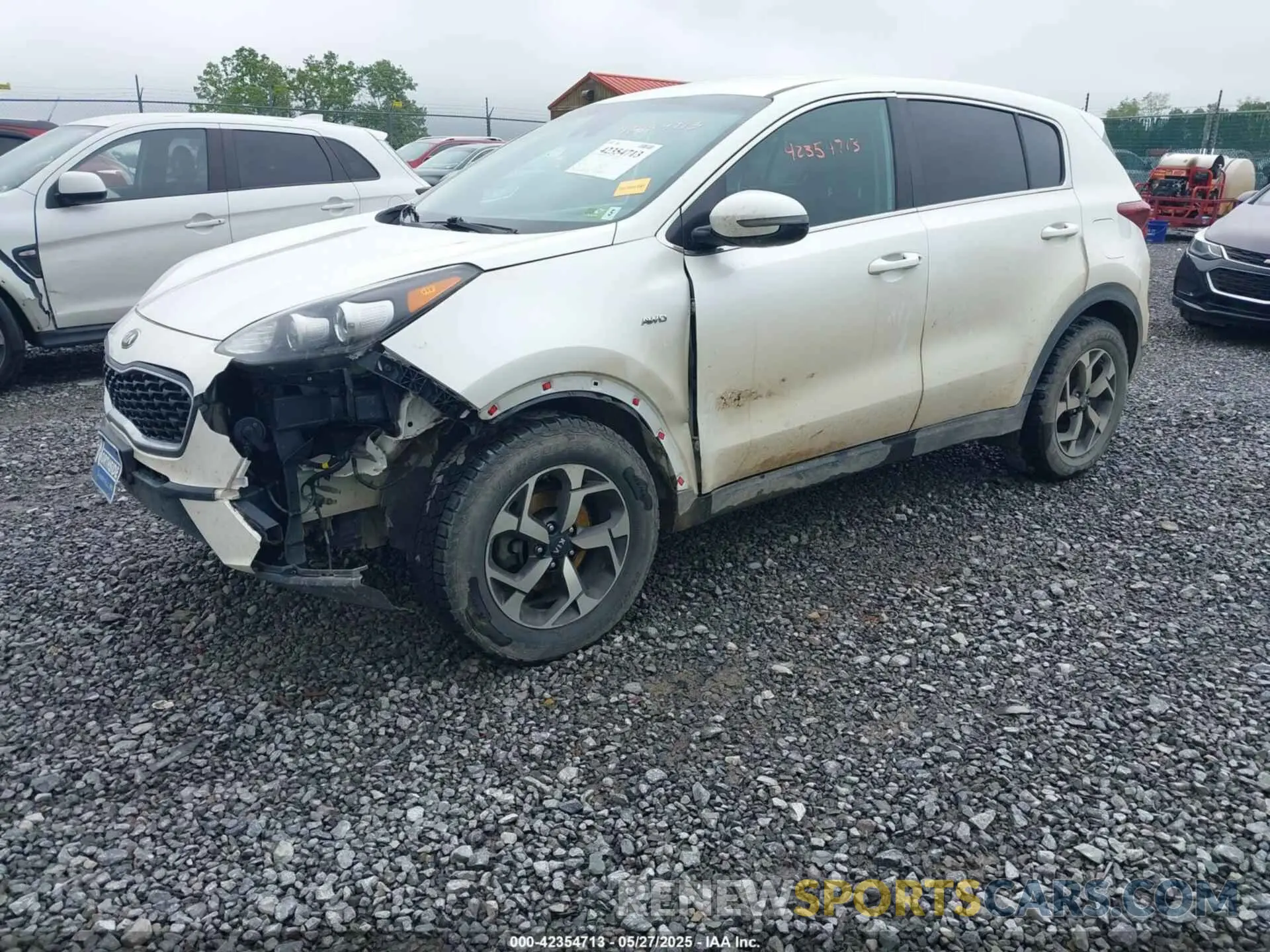 2 fotografías del automóvil dañado KNDPMCAC2M7891550 KIA SPORTAGE 2021