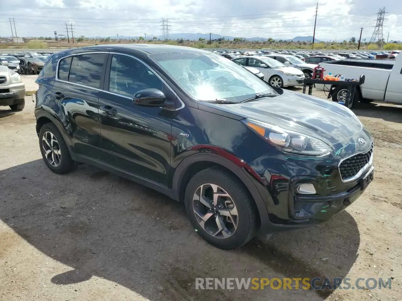 4 fotografías del automóvil dañado KNDPMCAC2M7917032 KIA SPORTAGE 2021