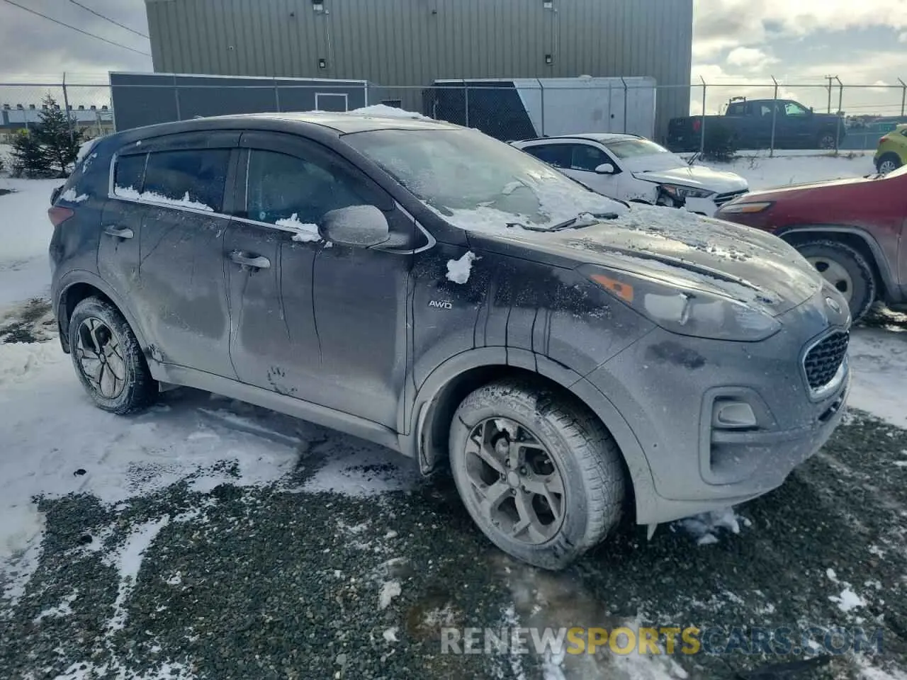 4 fotografías del automóvil dañado KNDPMCAC3M7853356 KIA SPORTAGE 2021