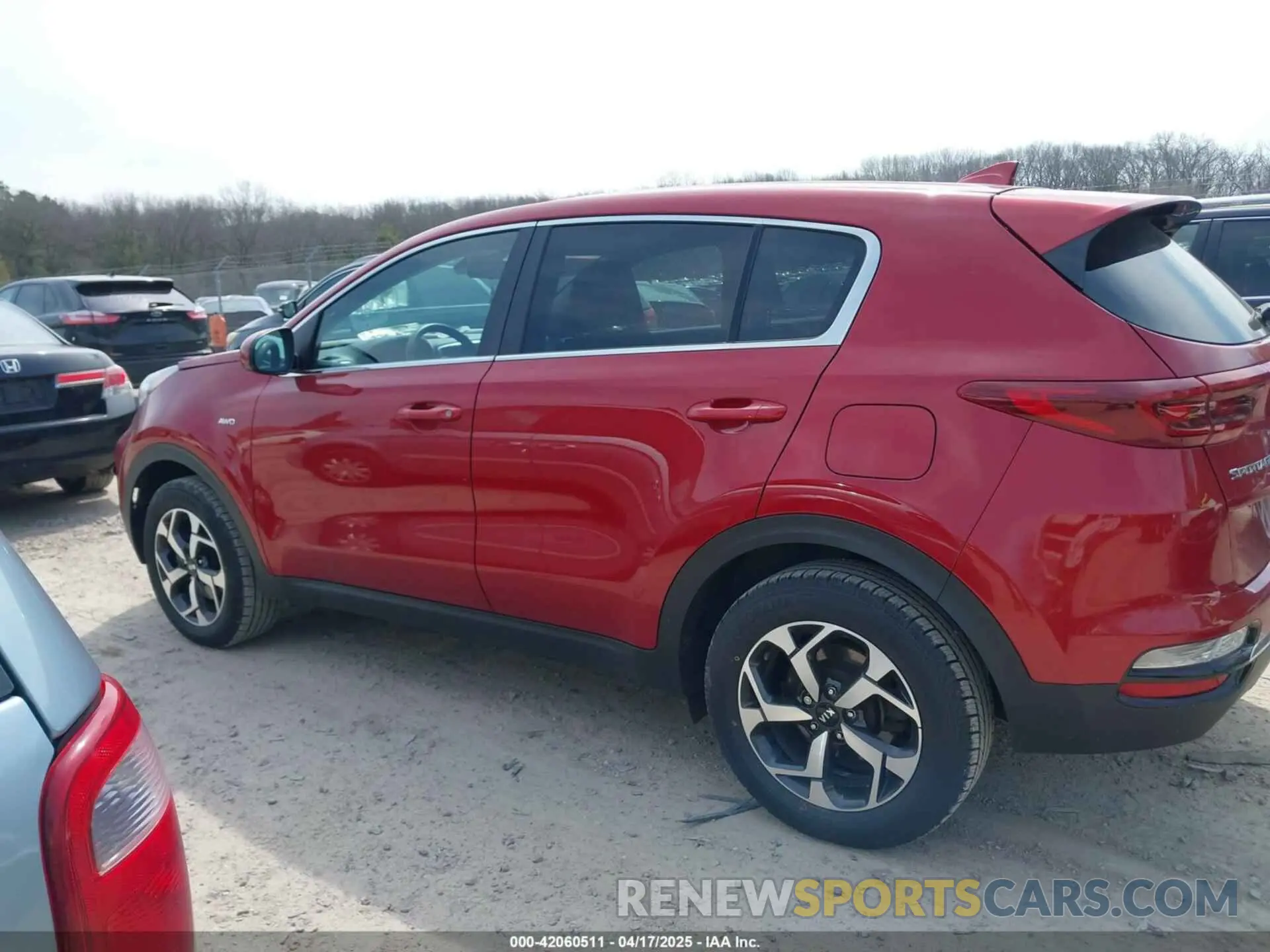 14 fotografías del automóvil dañado KNDPMCAC3M7901633 KIA SPORTAGE 2021