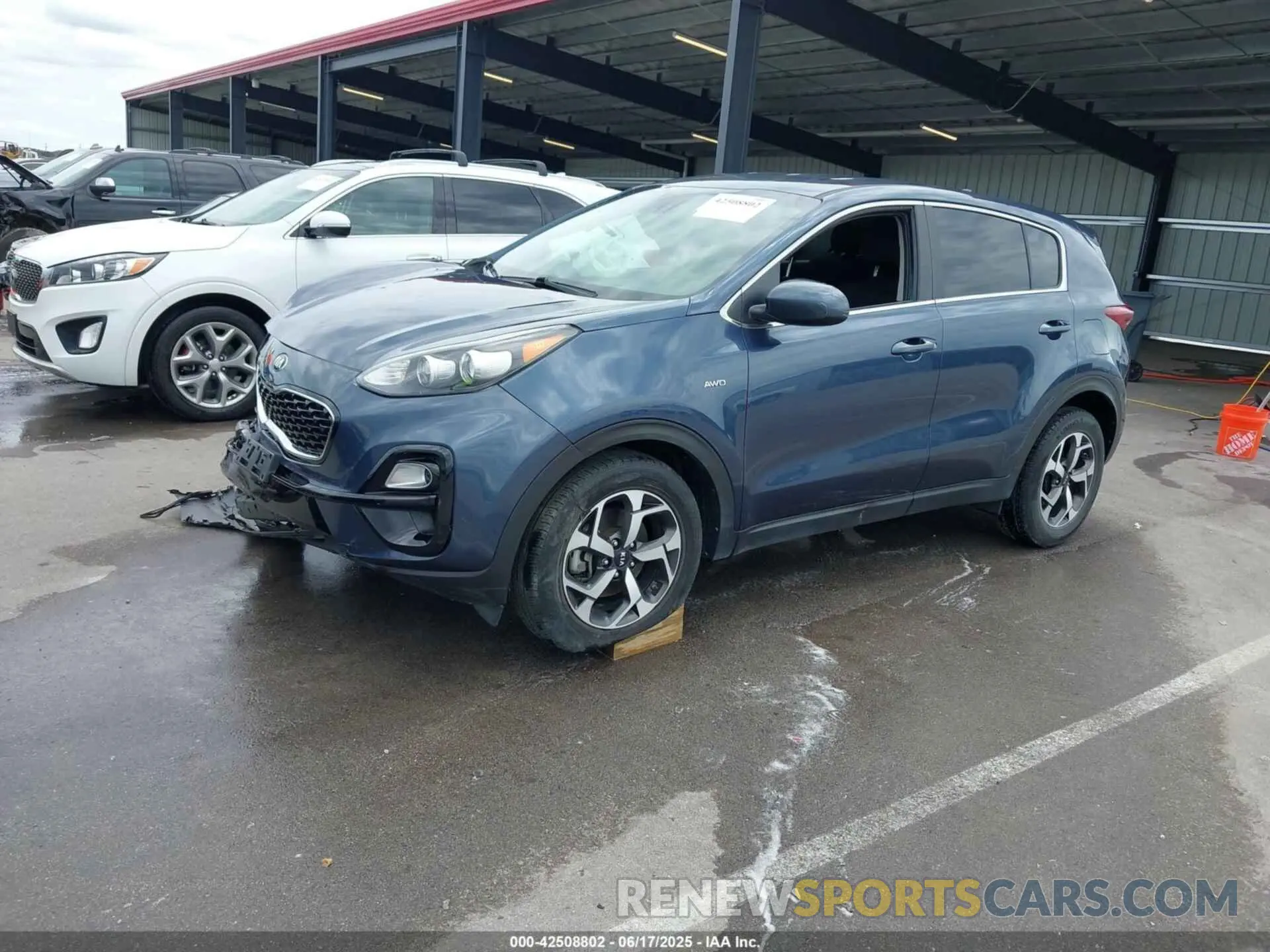 2 fotografías del automóvil dañado KNDPMCAC3M7912938 KIA SPORTAGE 2021