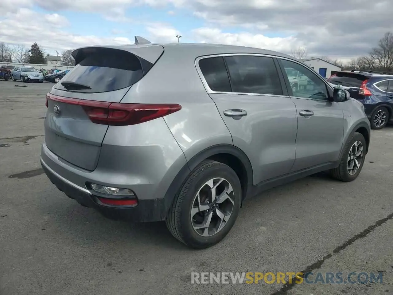 3 fotografías del automóvil dañado KNDPMCAC4M7904833 KIA SPORTAGE 2021