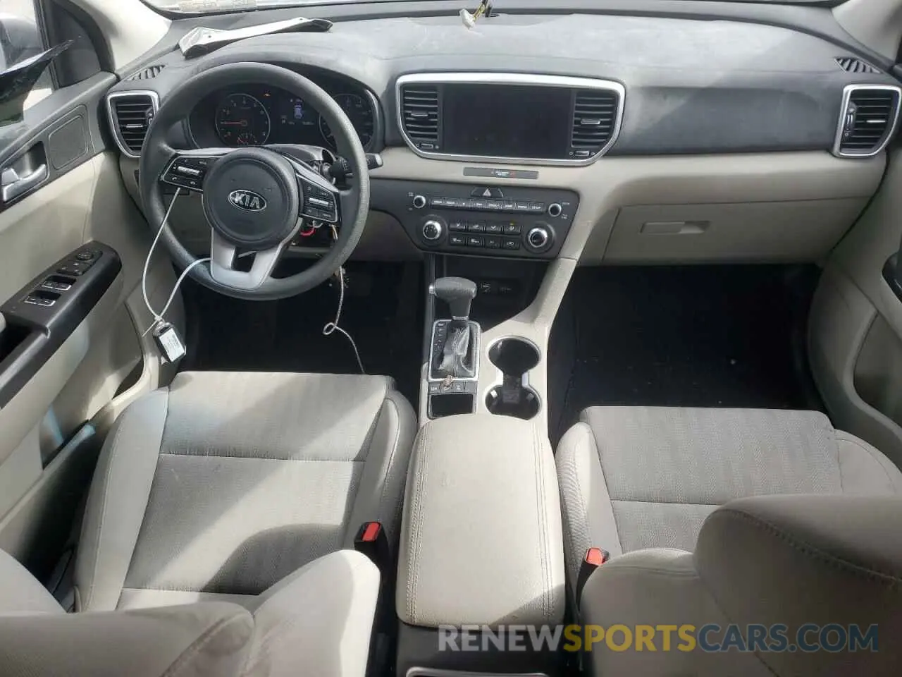 8 fotografías del automóvil dañado KNDPMCAC4M7904833 KIA SPORTAGE 2021