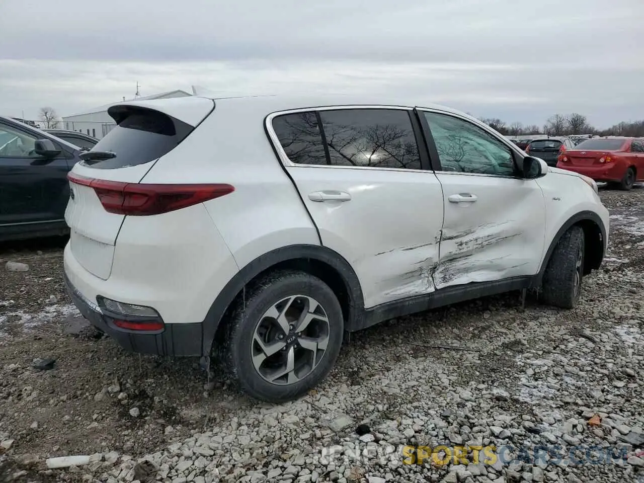 3 fotografías del automóvil dañado KNDPMCAC4M7934253 KIA SPORTAGE 2021