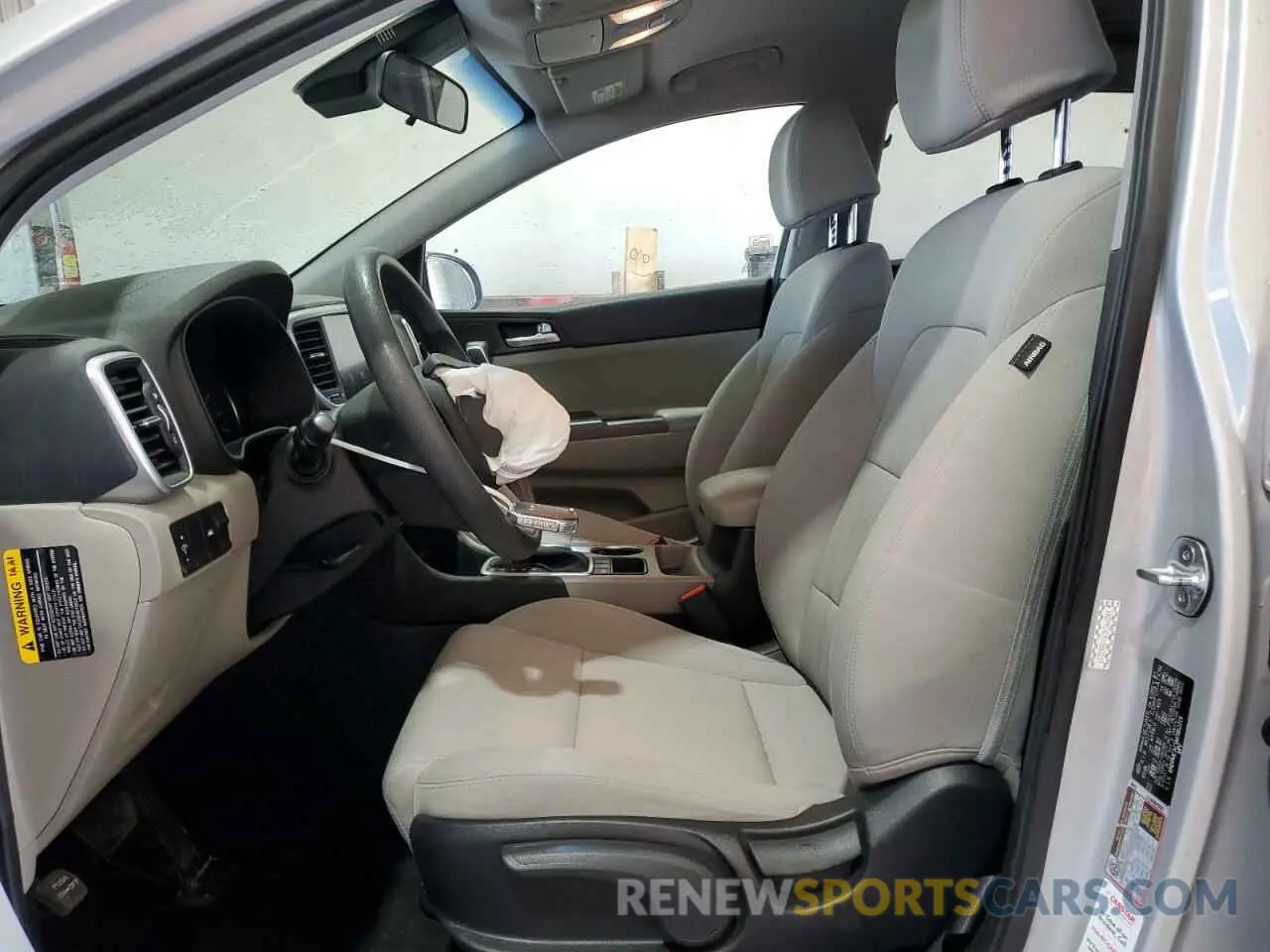 7 fotografías del automóvil dañado KNDPMCAC5M7862219 KIA SPORTAGE 2021