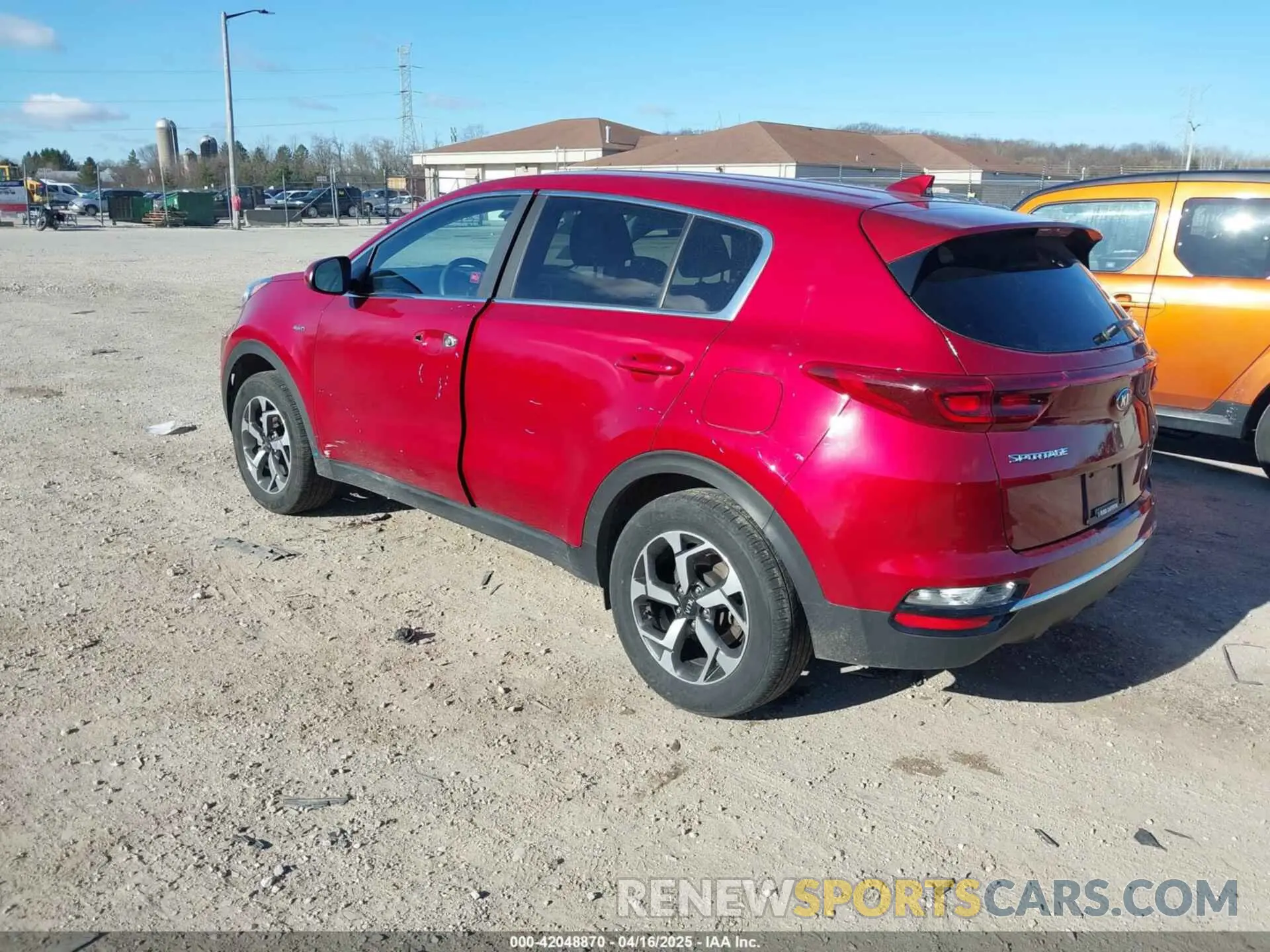 3 fotografías del automóvil dañado KNDPMCAC5M7911502 KIA SPORTAGE 2021