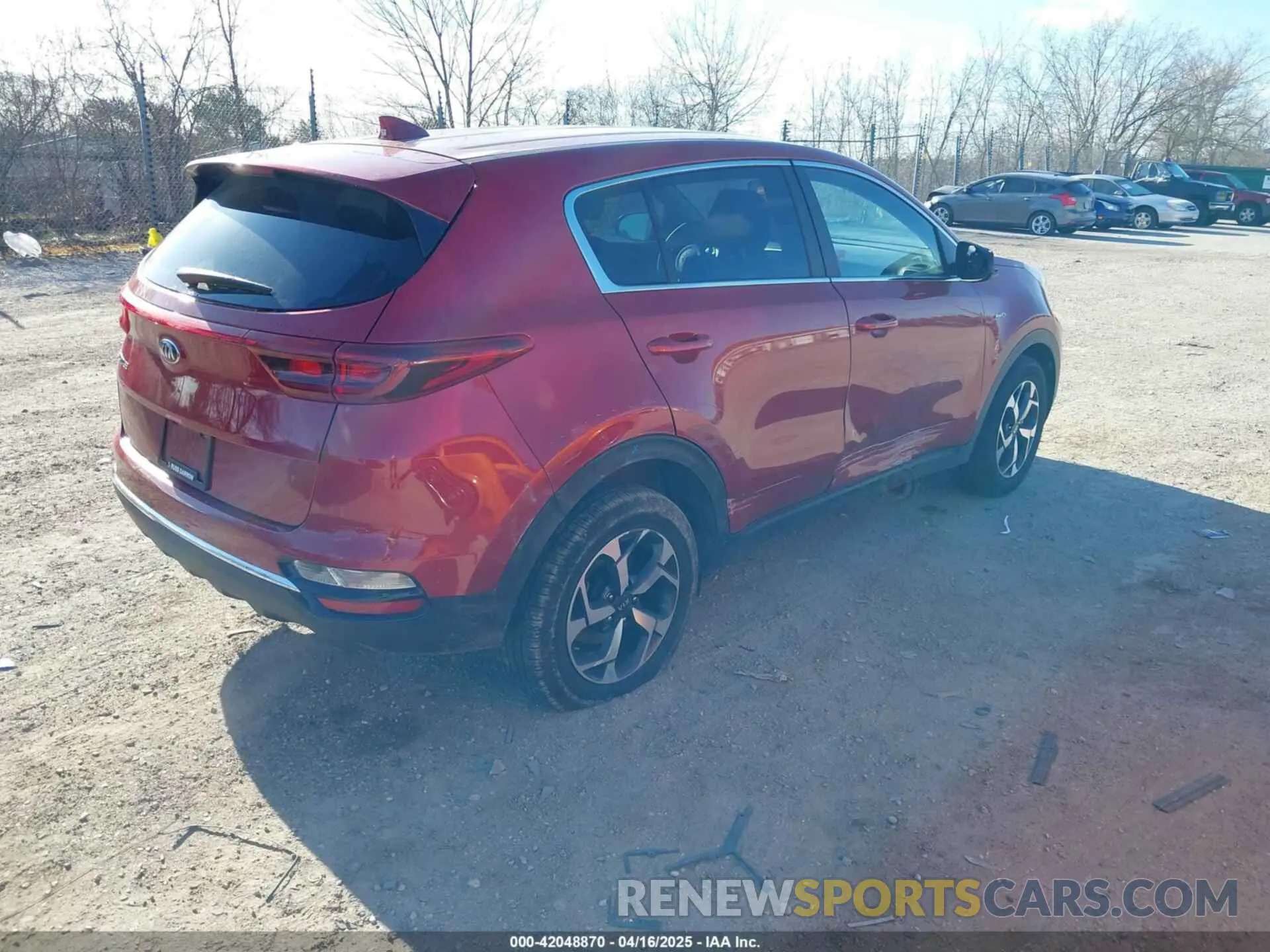 4 fotografías del automóvil dañado KNDPMCAC5M7911502 KIA SPORTAGE 2021