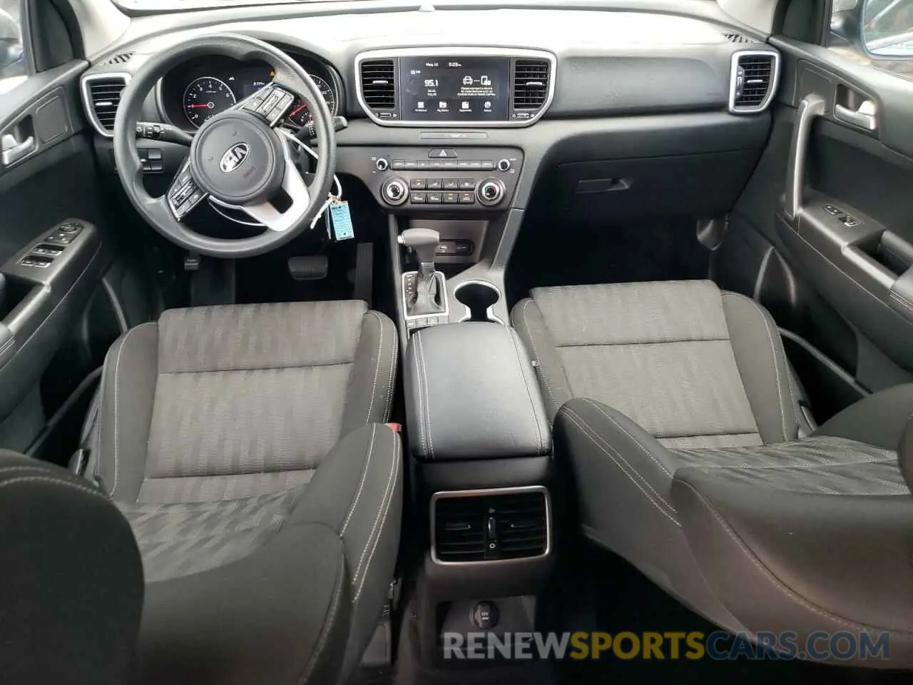 8 fotografías del automóvil dañado KNDPMCAC6M7933640 KIA SPORTAGE 2021