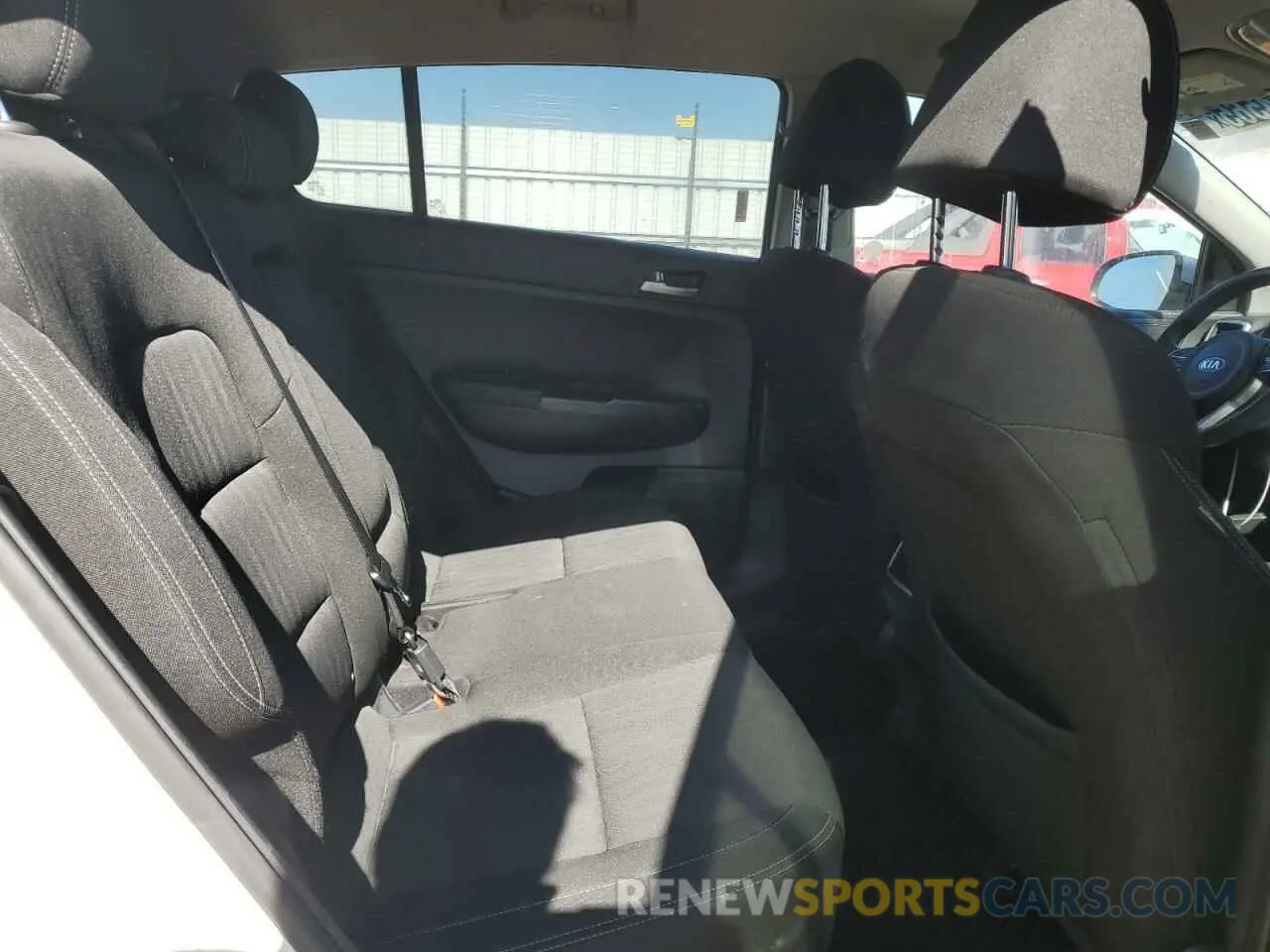 11 fotografías del automóvil dañado KNDPMCAC7M7917382 KIA SPORTAGE 2021