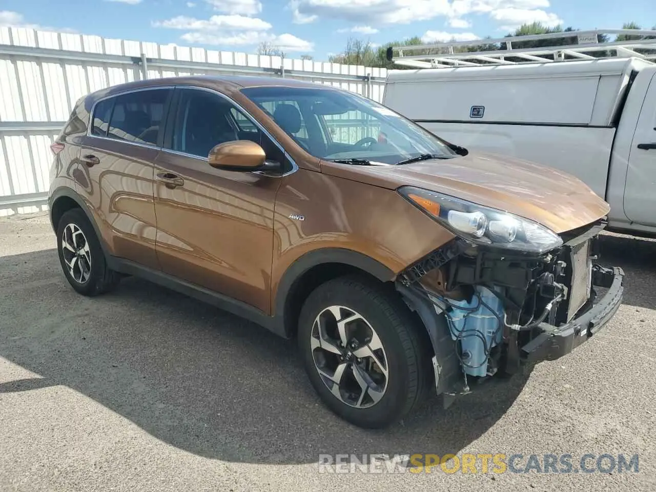 4 fotografías del automóvil dañado KNDPMCAC7M7924445 KIA SPORTAGE 2021