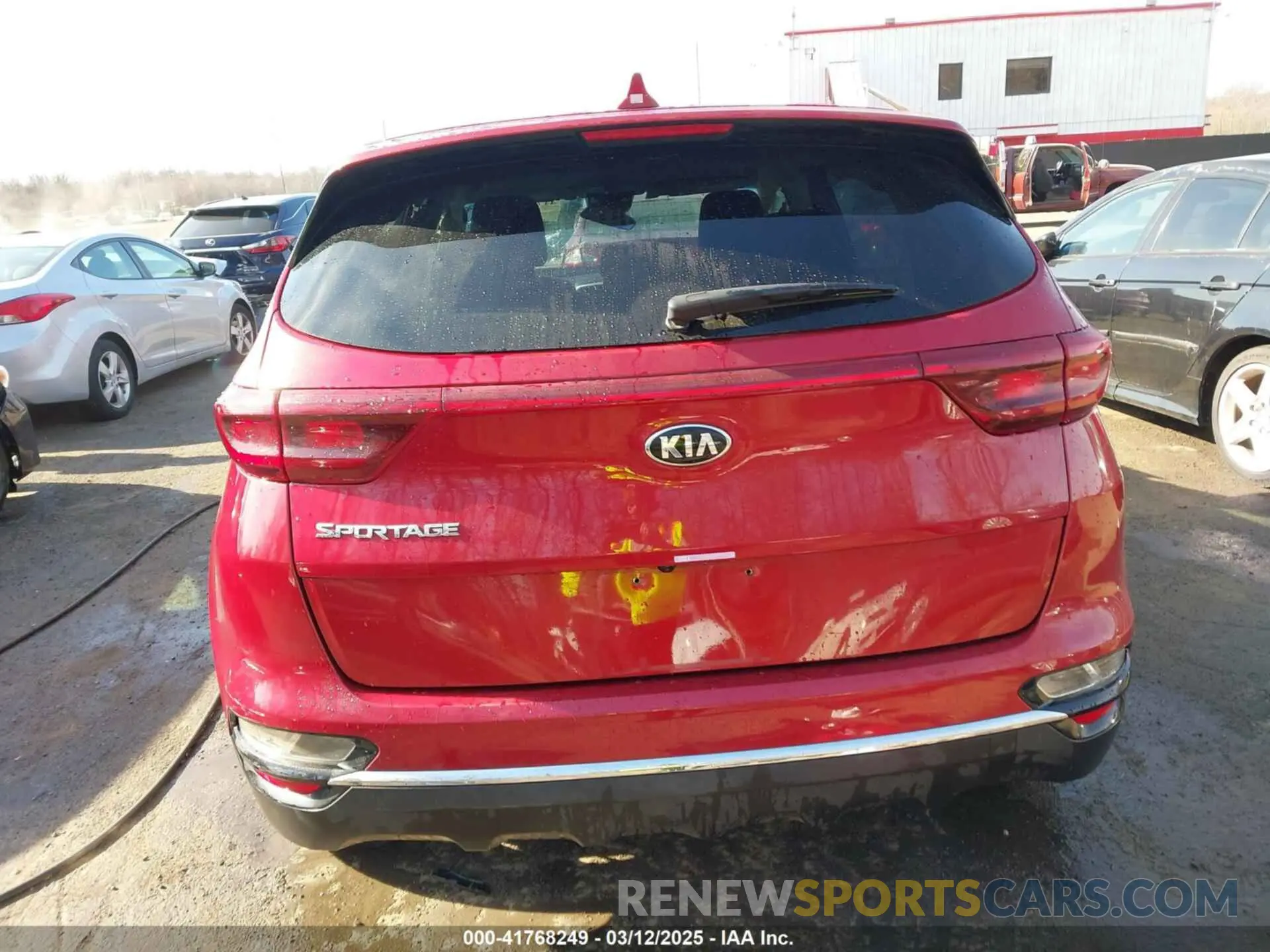16 fotografías del automóvil dañado KNDPMCAC8M7903474 KIA SPORTAGE 2021