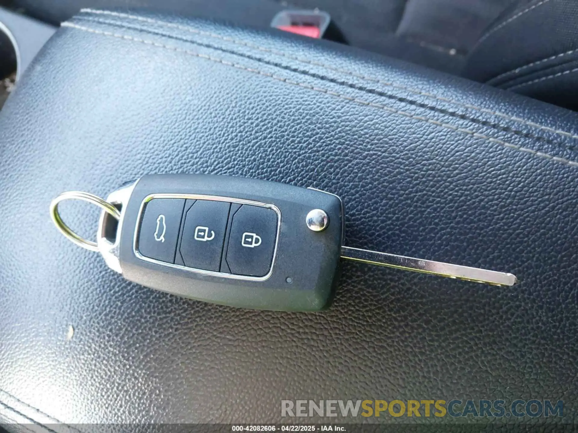 11 fotografías del automóvil dañado KNDPMCAC8M7933588 KIA SPORTAGE 2021