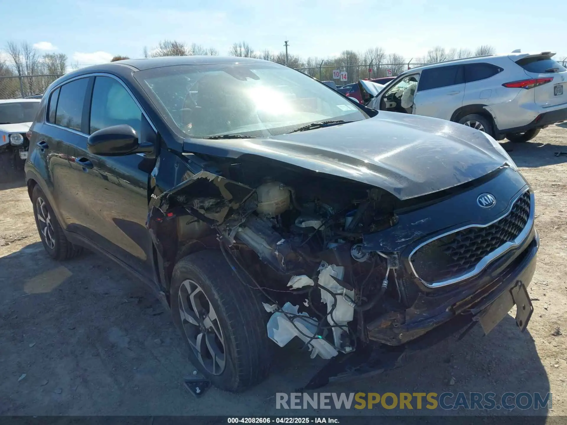 6 fotografías del automóvil dañado KNDPMCAC8M7933588 KIA SPORTAGE 2021
