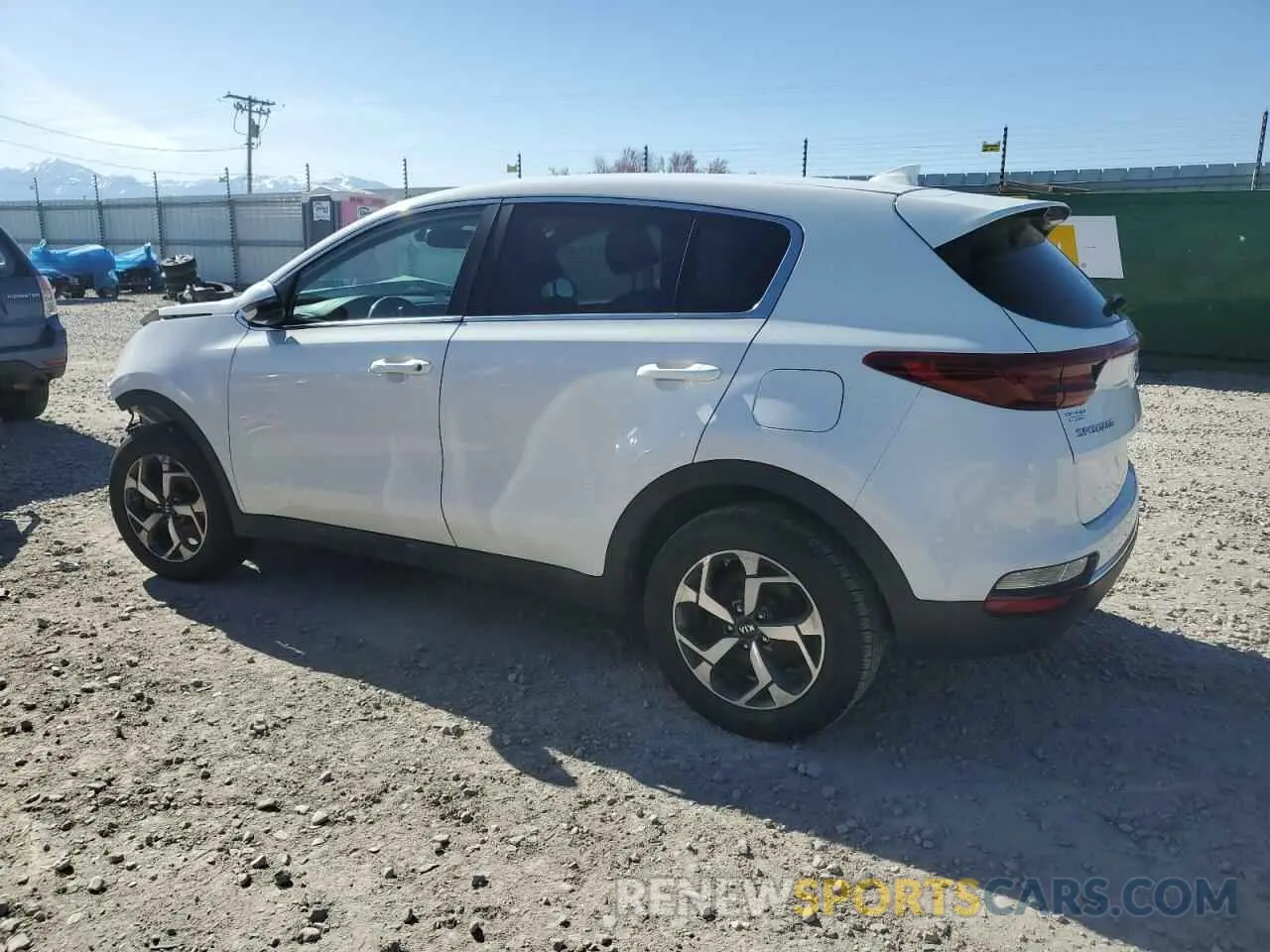 2 fotografías del automóvil dañado KNDPMCAC9M7907730 KIA SPORTAGE 2021