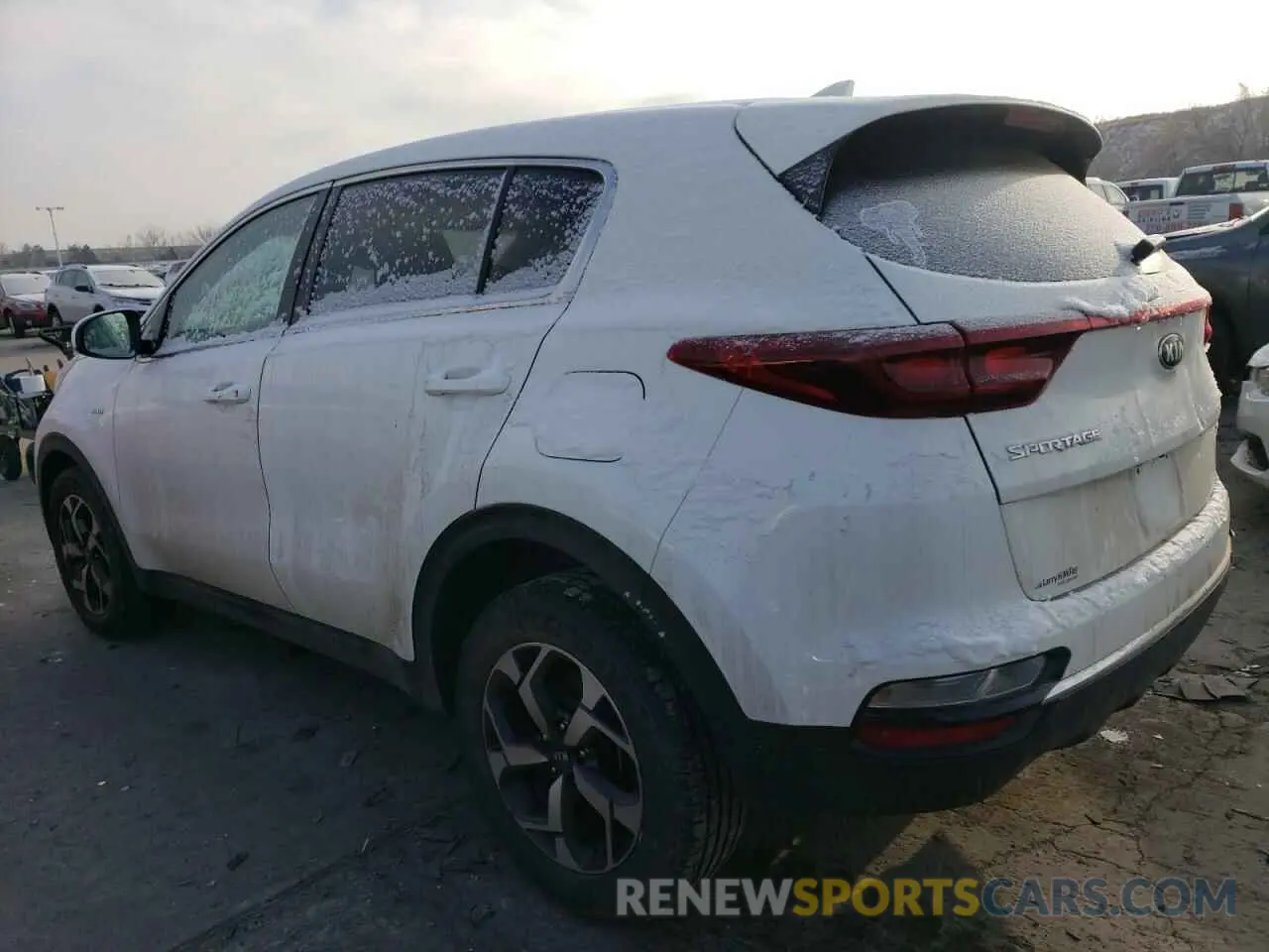 2 fotografías del automóvil dañado KNDPMCACXM7849384 KIA SPORTAGE 2021