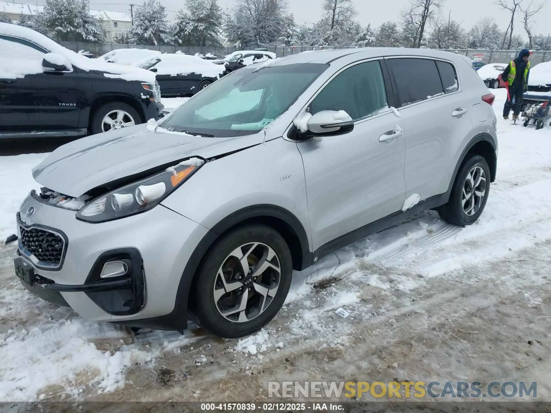 2 fotografías del automóvil dañado KNDPMCACXM7918042 KIA SPORTAGE 2021