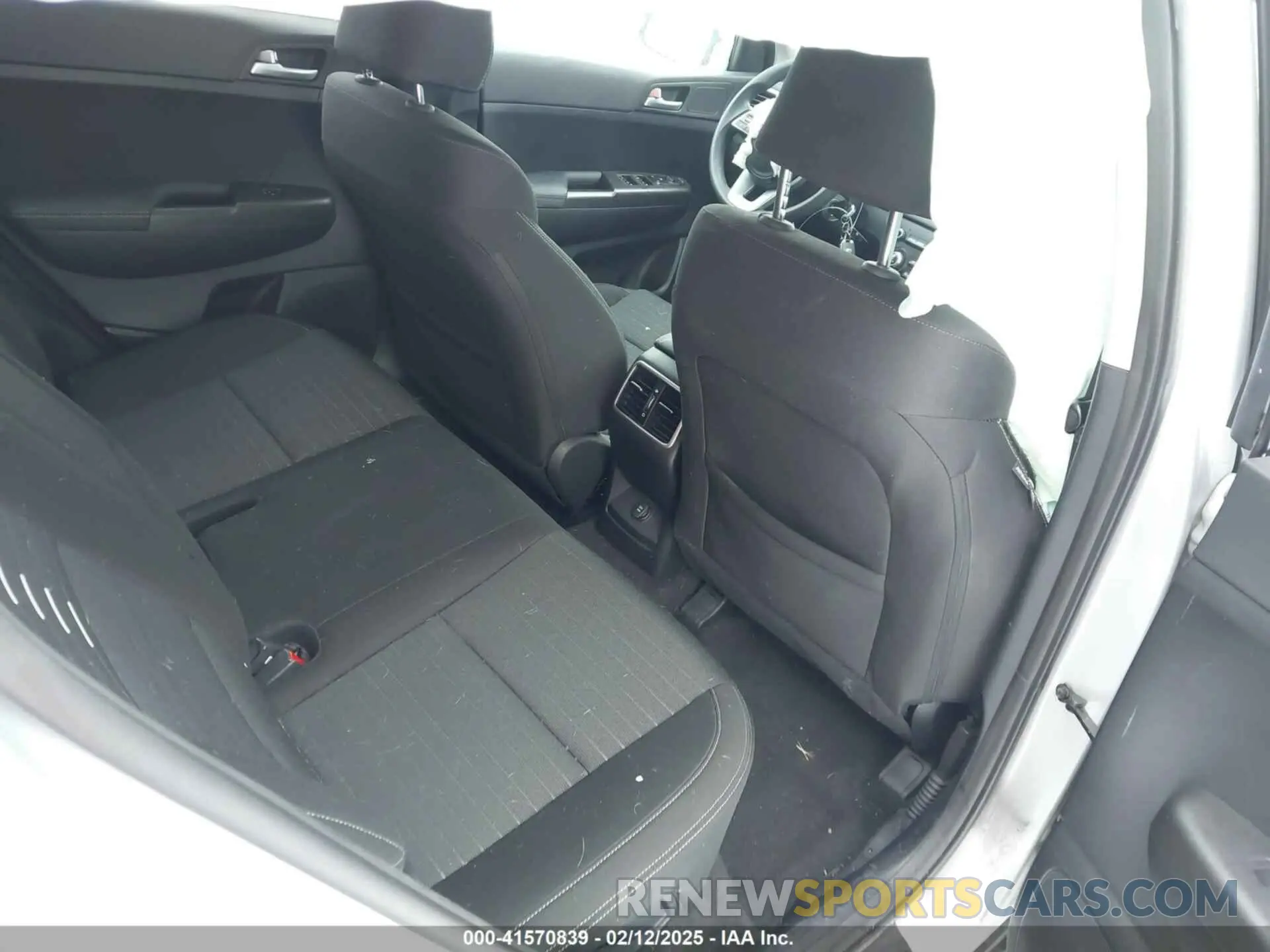 8 fotografías del automóvil dañado KNDPMCACXM7918042 KIA SPORTAGE 2021